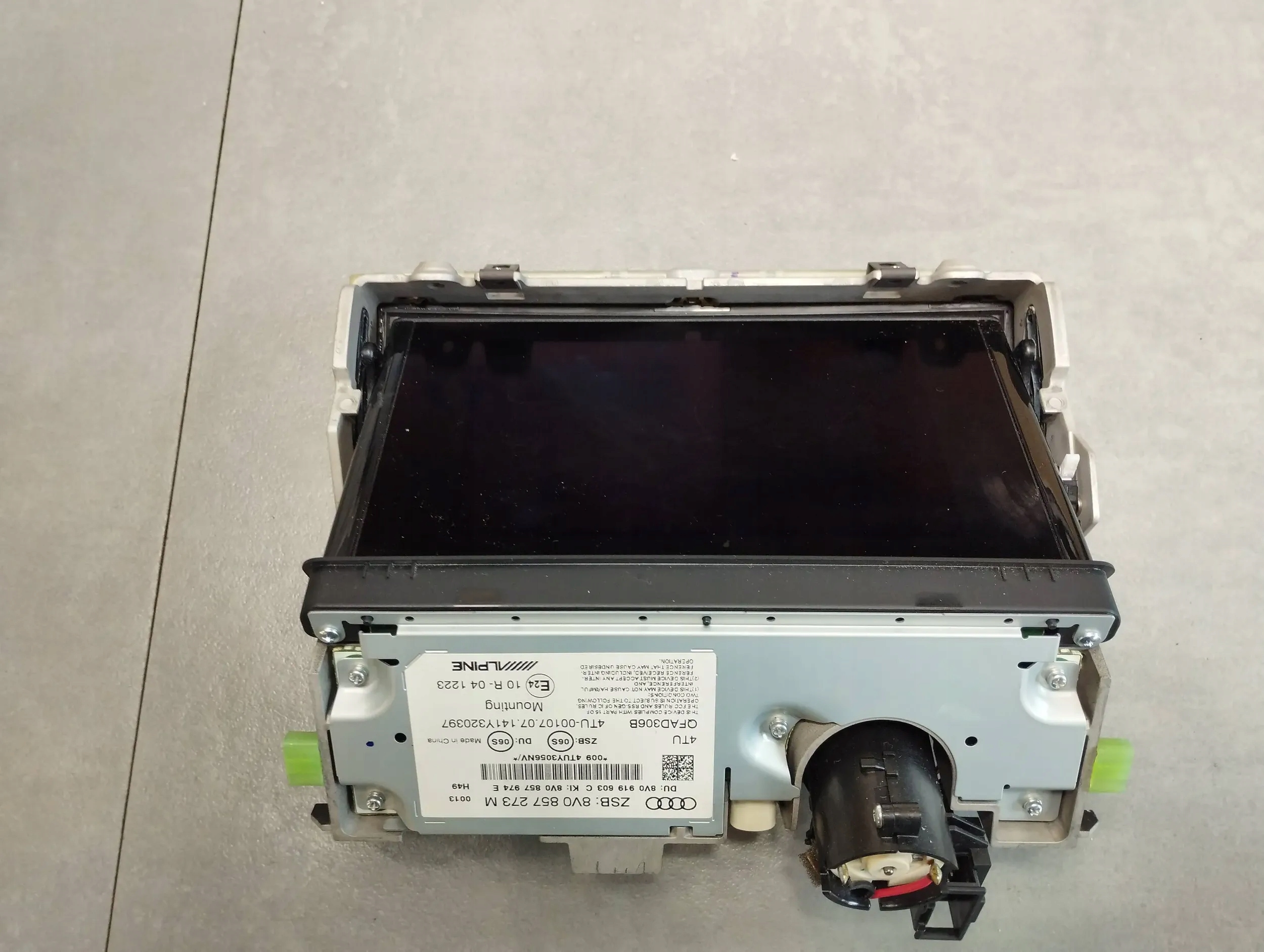 Audi A3 8V display MMI 8V0857273M