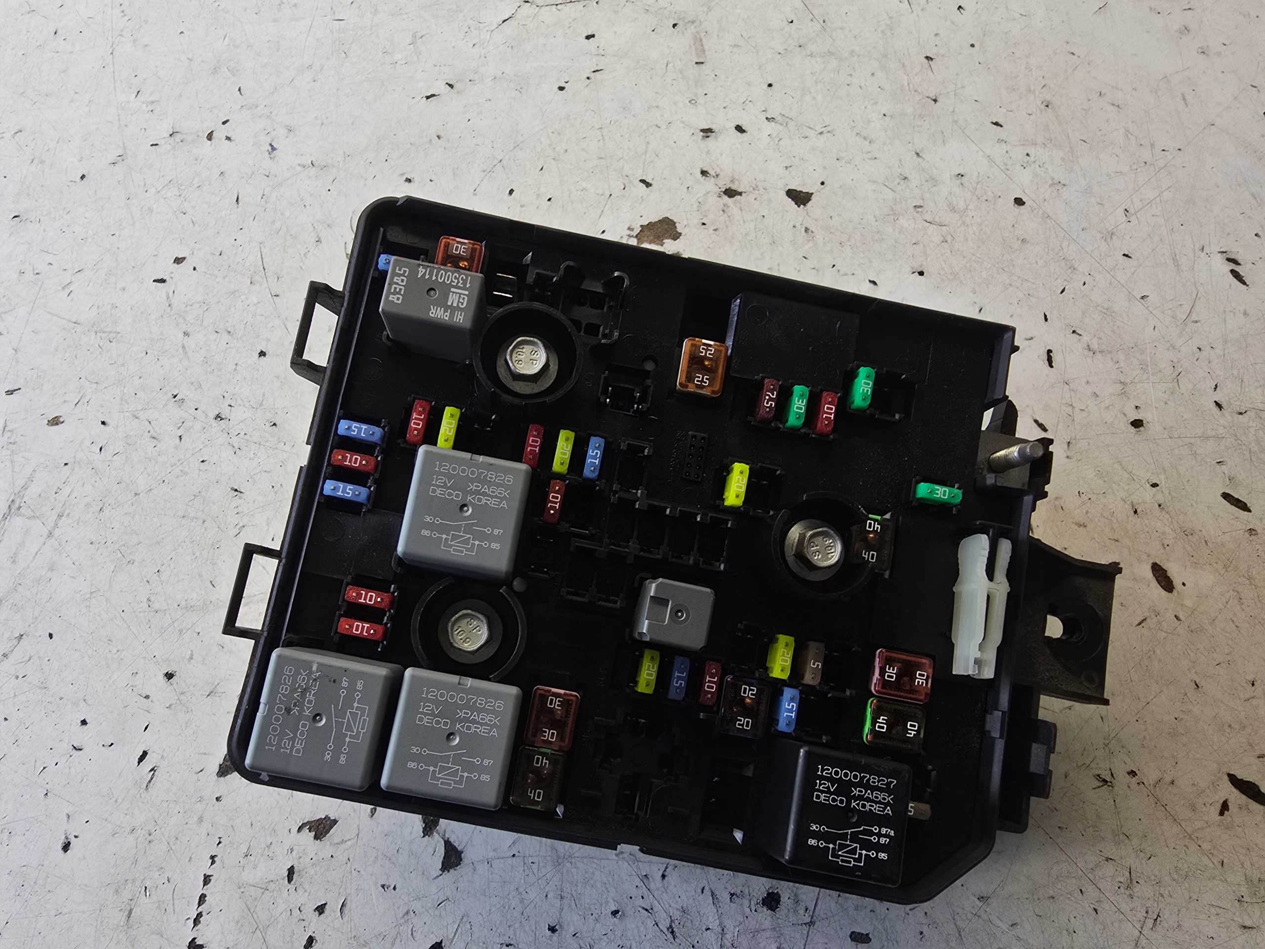 OPEL CORSA E kasten dose der sicherungen BSI 39117551 DG7