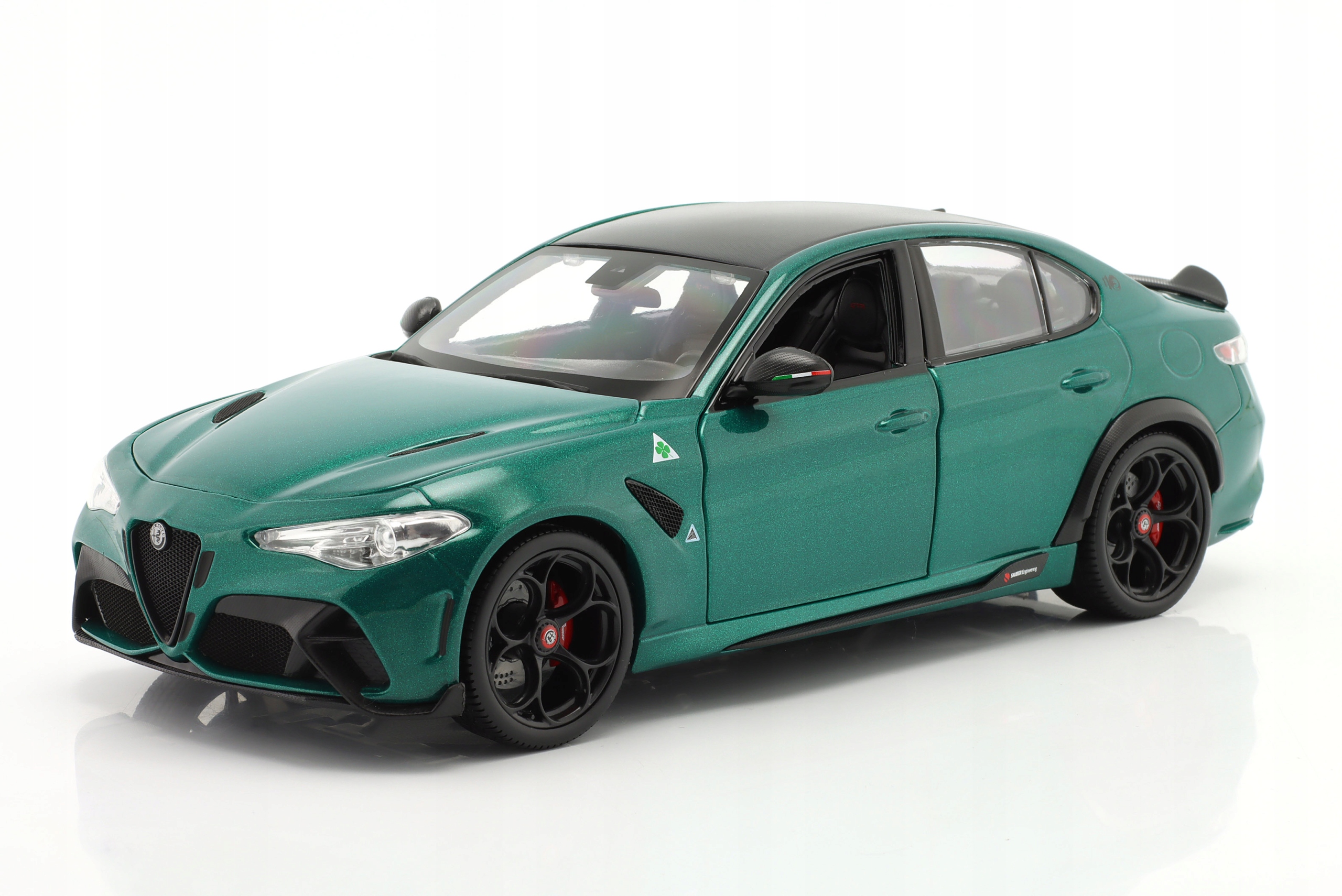 Alfa Romeo Giulia Gta 2020 Montreal Green Bburago 1:18 1/18 Model Auta