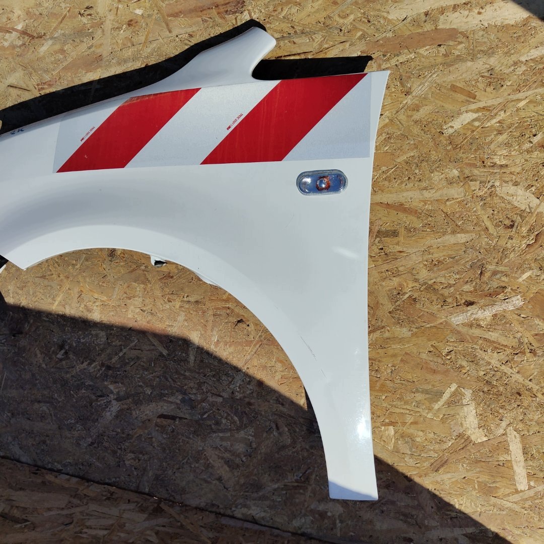 fender left front VW CADDY 2K LB9A colour white NR VW CADDY 2K