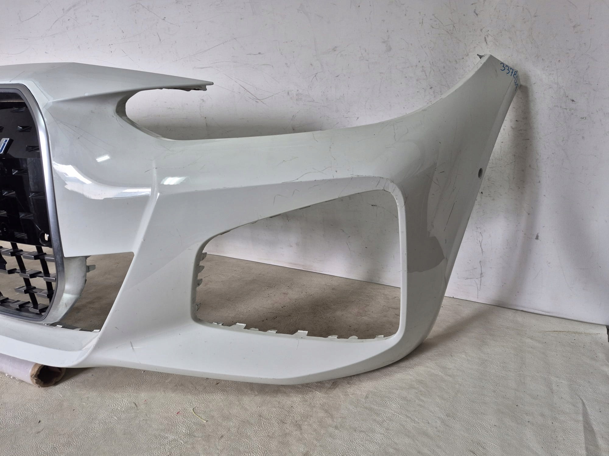 BMW I4 G26 m-packet 21-26 bumper front front PDC