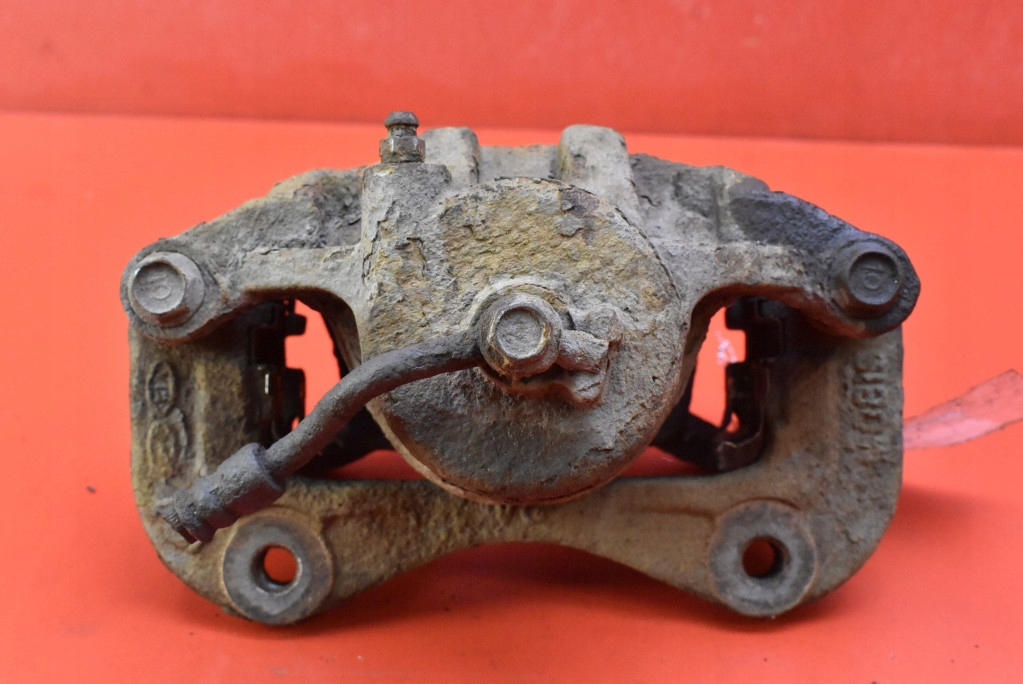 caliper brake left front HYUNDAI IX35 1.7 CRDI 115 KM 09-13