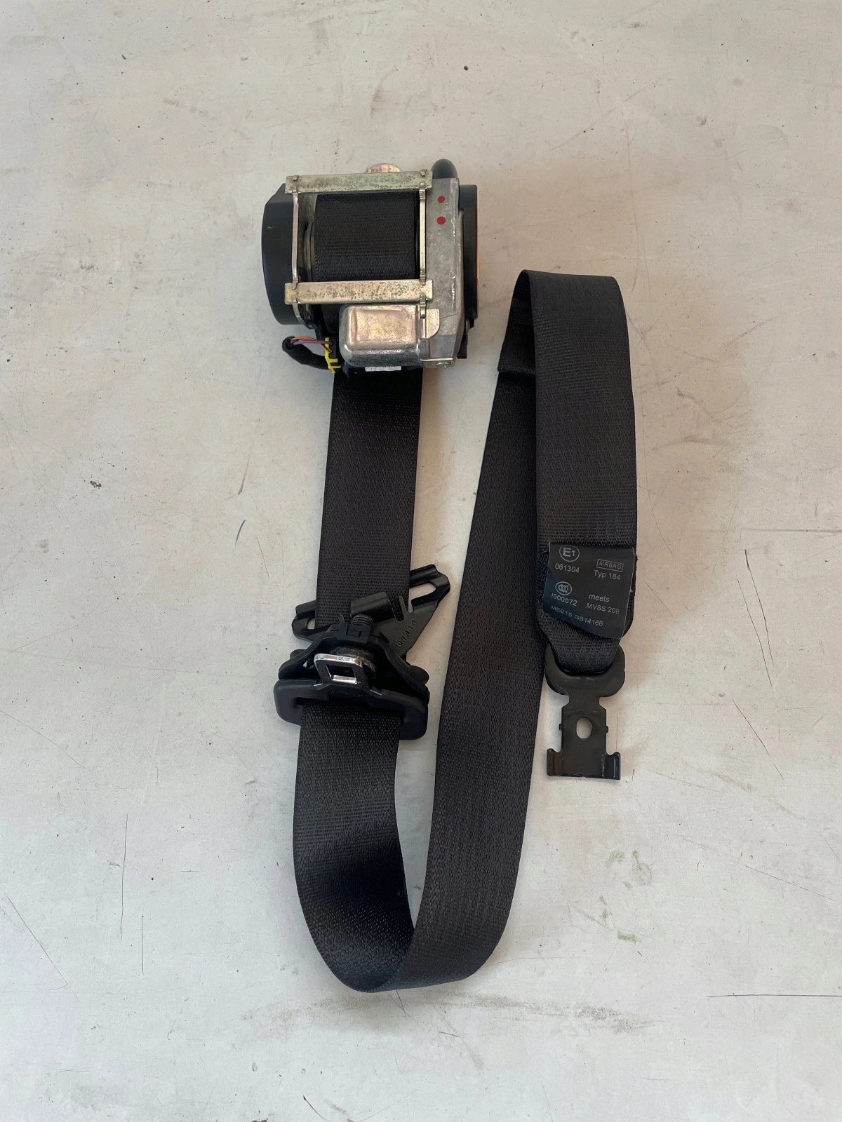 tension belt safety front front left Opel Zafira C 620611500