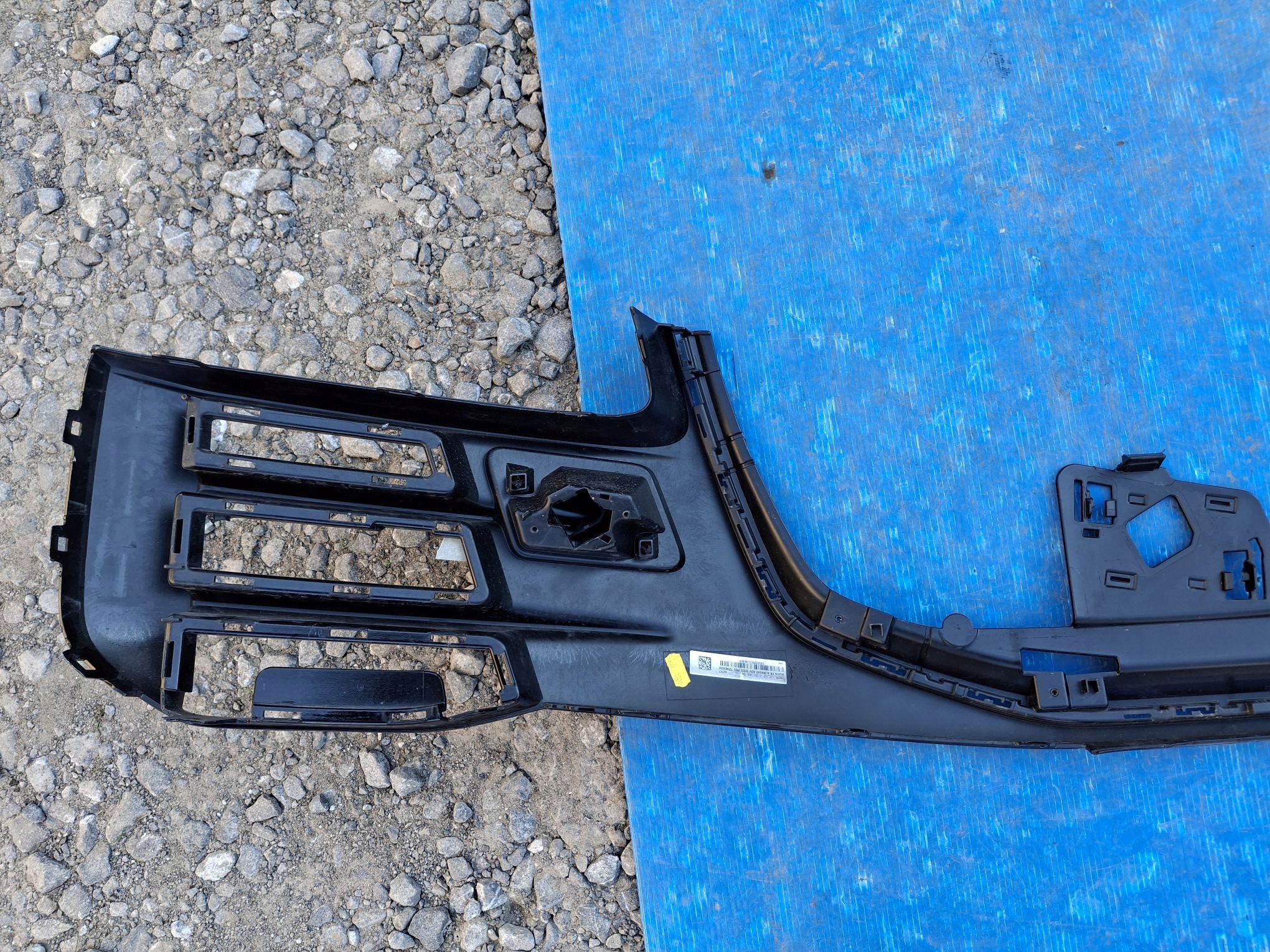 frontstoßstange lüftungsgitter AUDI Q6 E-TRON 2023R->