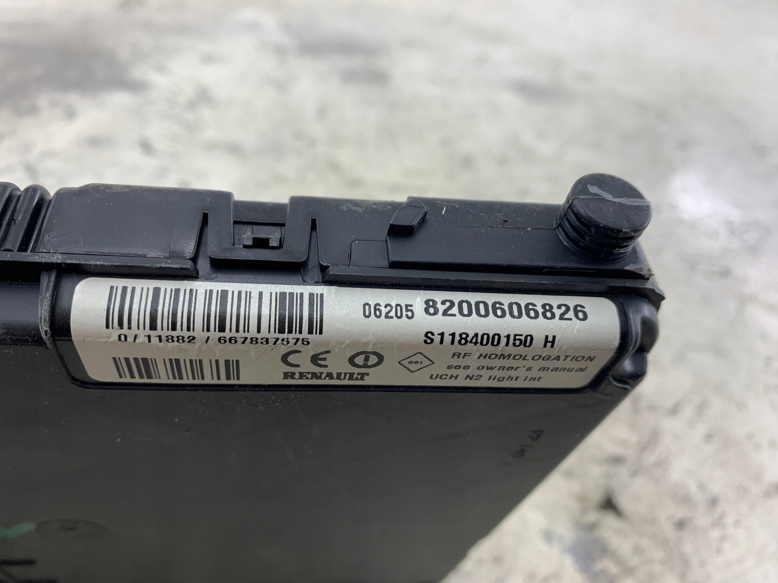RENAULT SCENIC II MEGANE II modulo BSI 8200606826