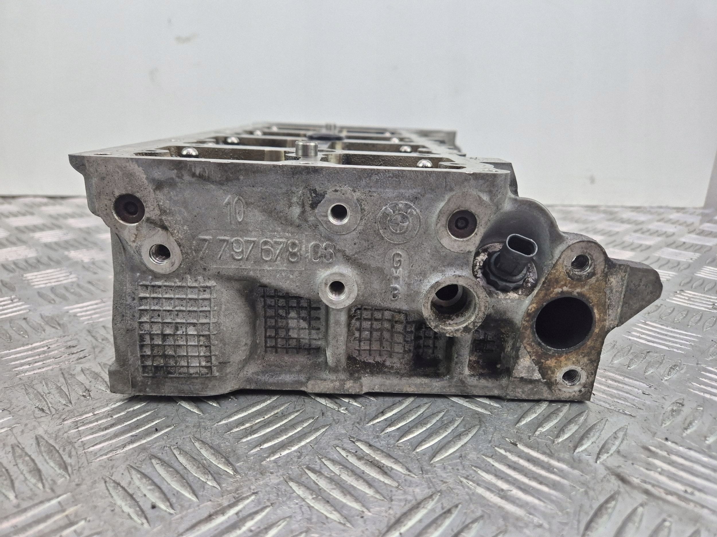 testata motore BMW 1 E81 E87 118d 7797678 N47D20A