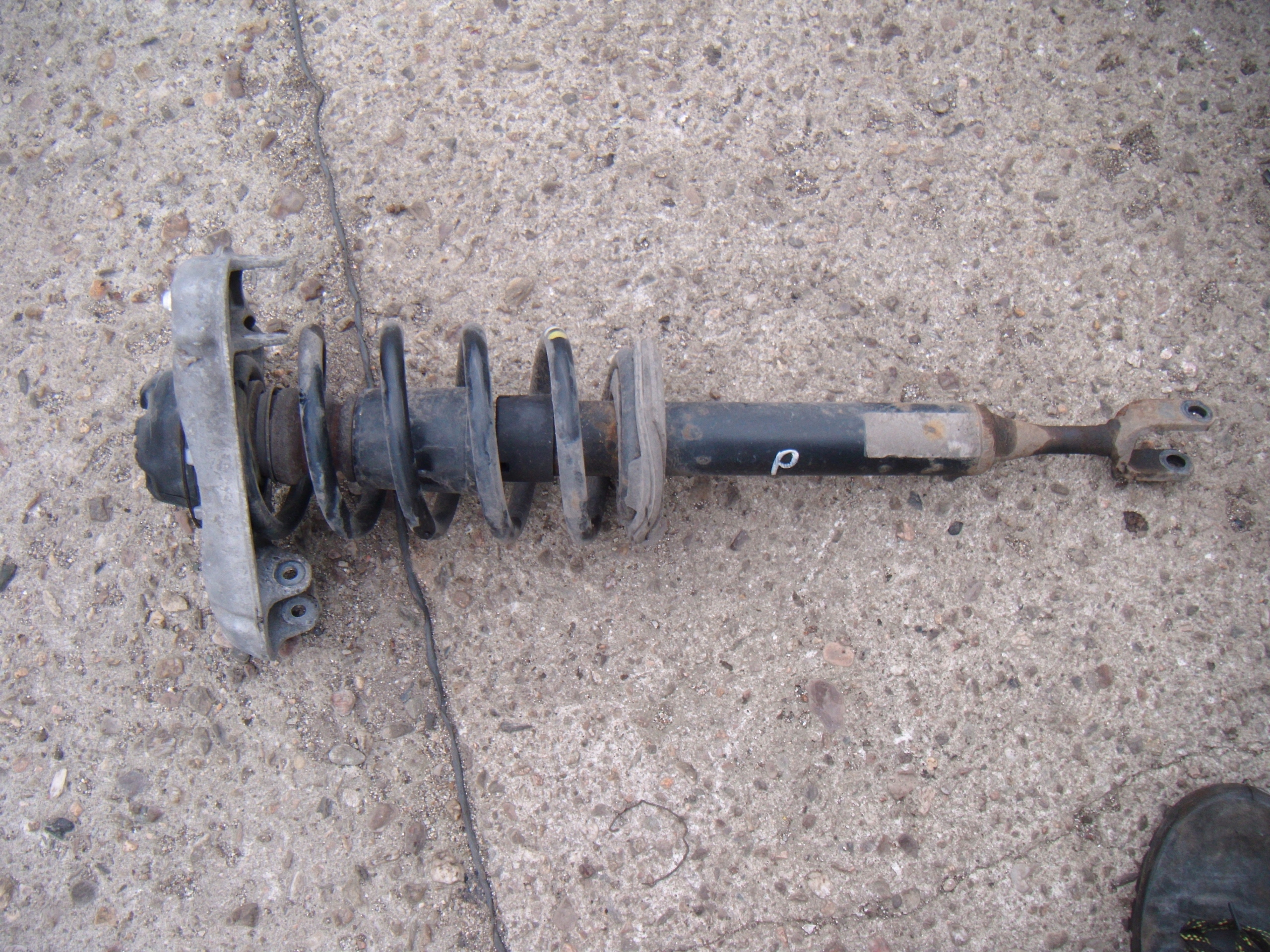 AUDI A4 B6 00-06 AMORTYZATOR SPRĘŻYNA PRAWY PRZÓD