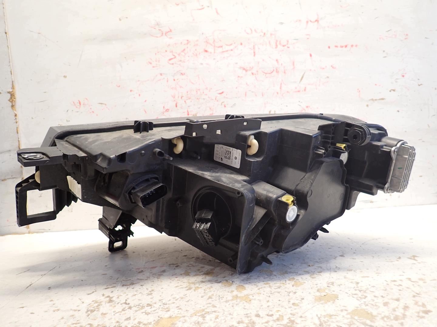 light front front right VW ID4 2020- FULL LED 11A941036N