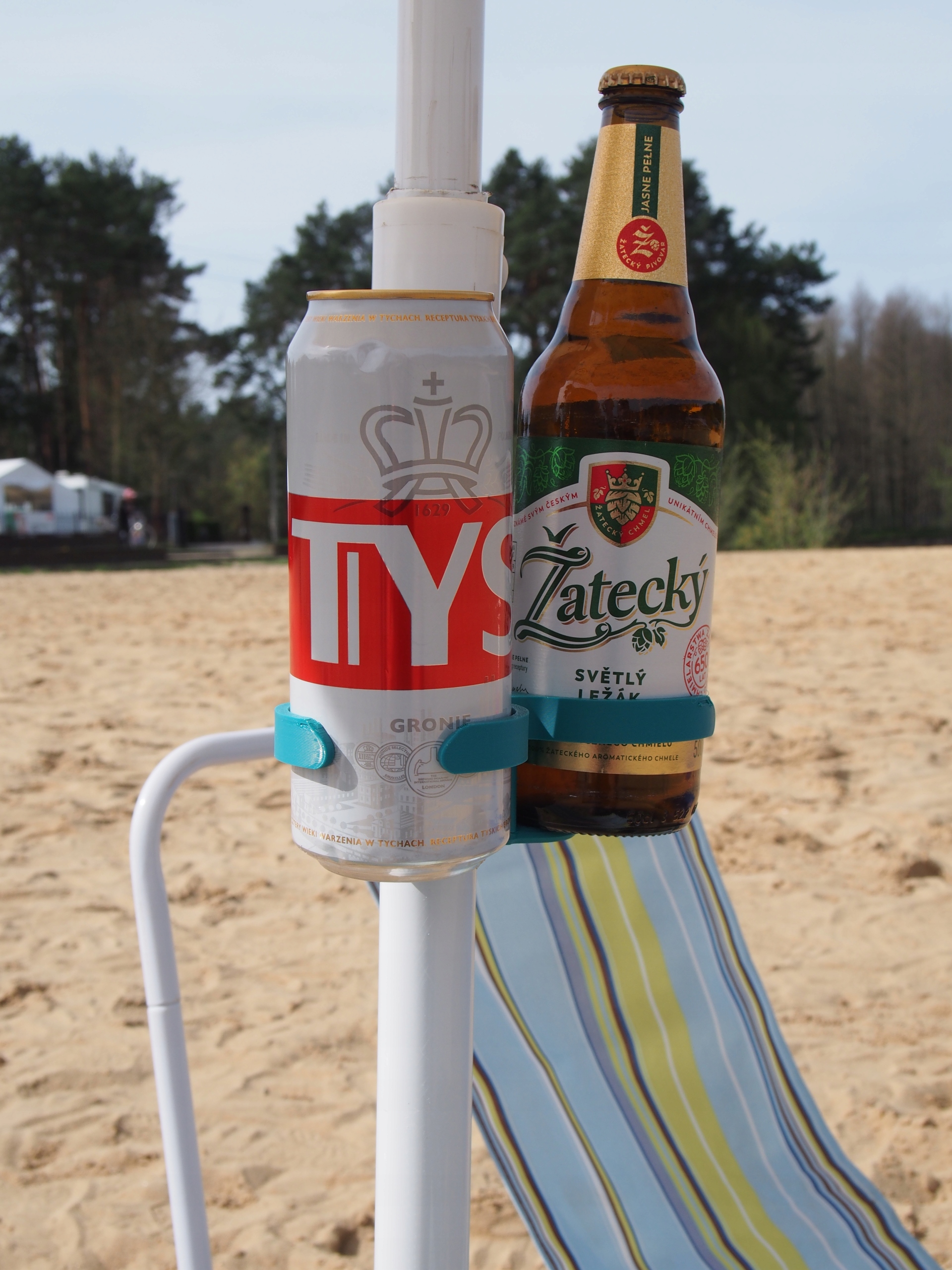 UCHWYT DO PARASOLA NA DWIE PUSZKI/PRZEKĄSKI I NIE TYLKO, IDEALNY NA PLAŻĘ Model UCHWYT DO PARASOLA