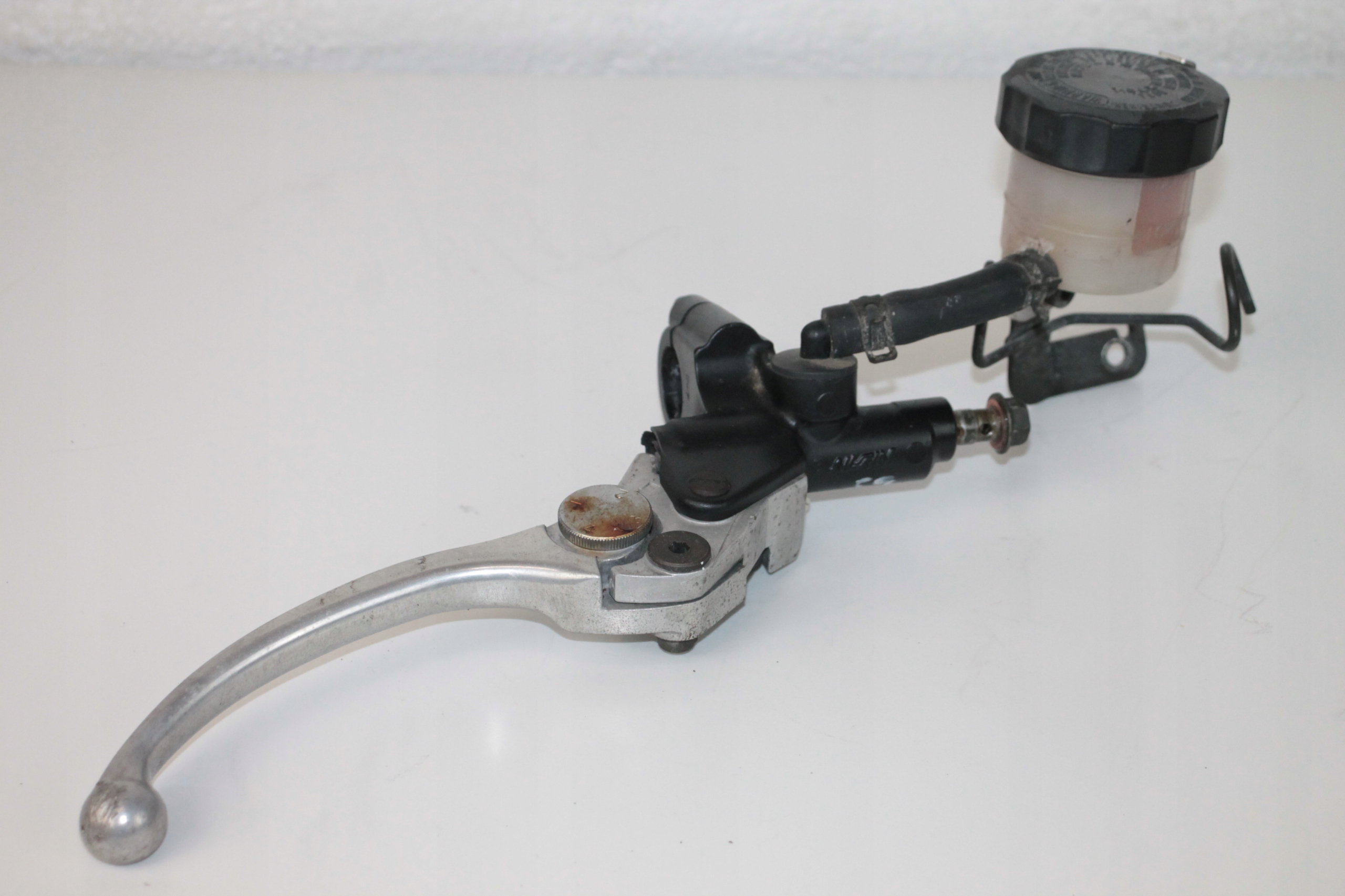 THUNDER600 33 - YAMAHA YZF 600 THUNDERCAT ГЛАВНЫЙ ТОРМОЗНОЙ ЦИЛИНДР ПЕРЕДНИЙ