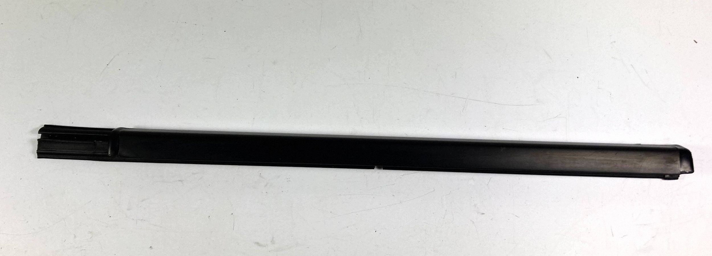 Jeep Gladiator JT 20-25 moulage bande garniture joint vitres portière arrière gauche