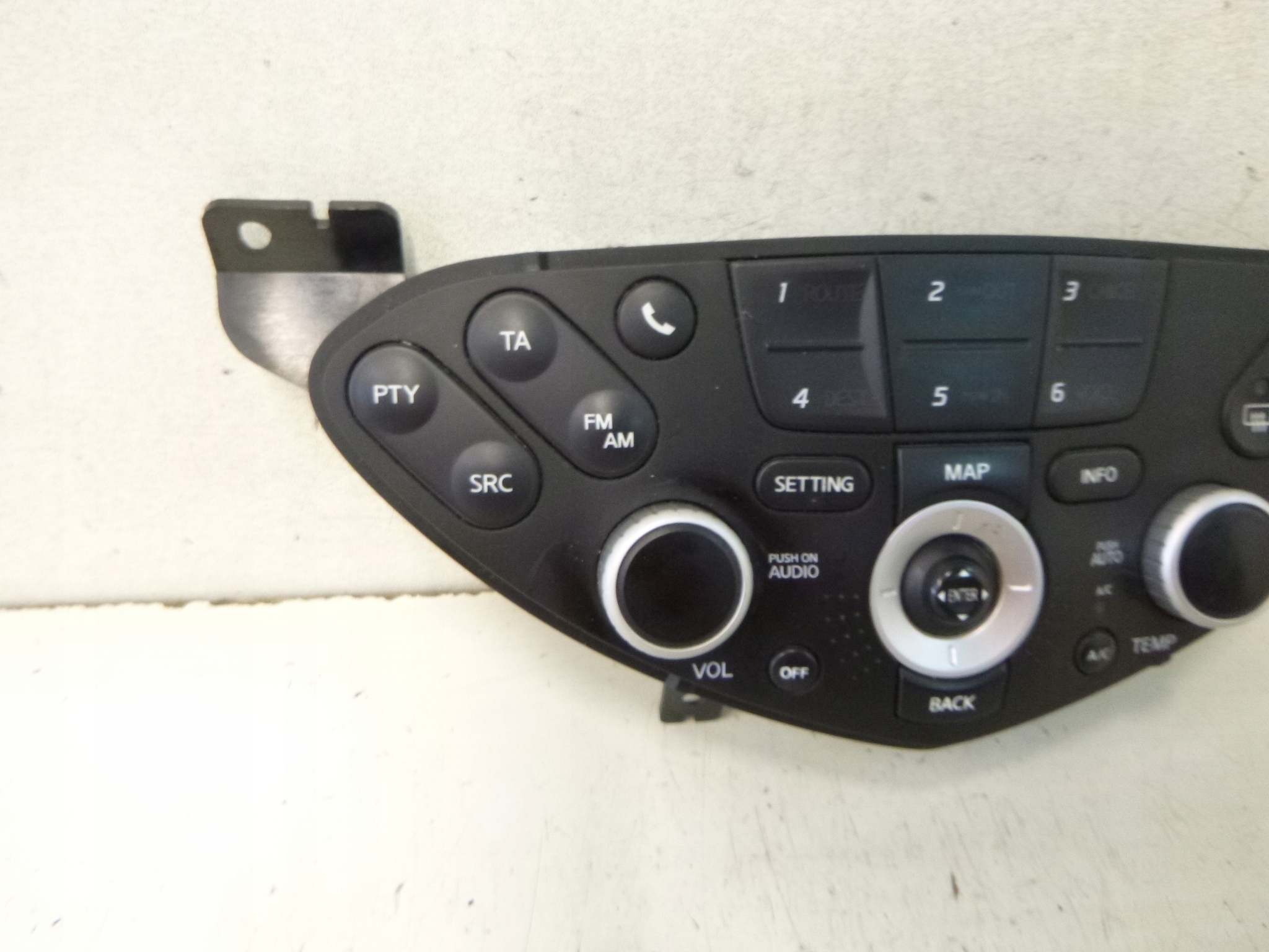 Unite commande clima Bouches buses telefonu Nissan Primera P12 05r.