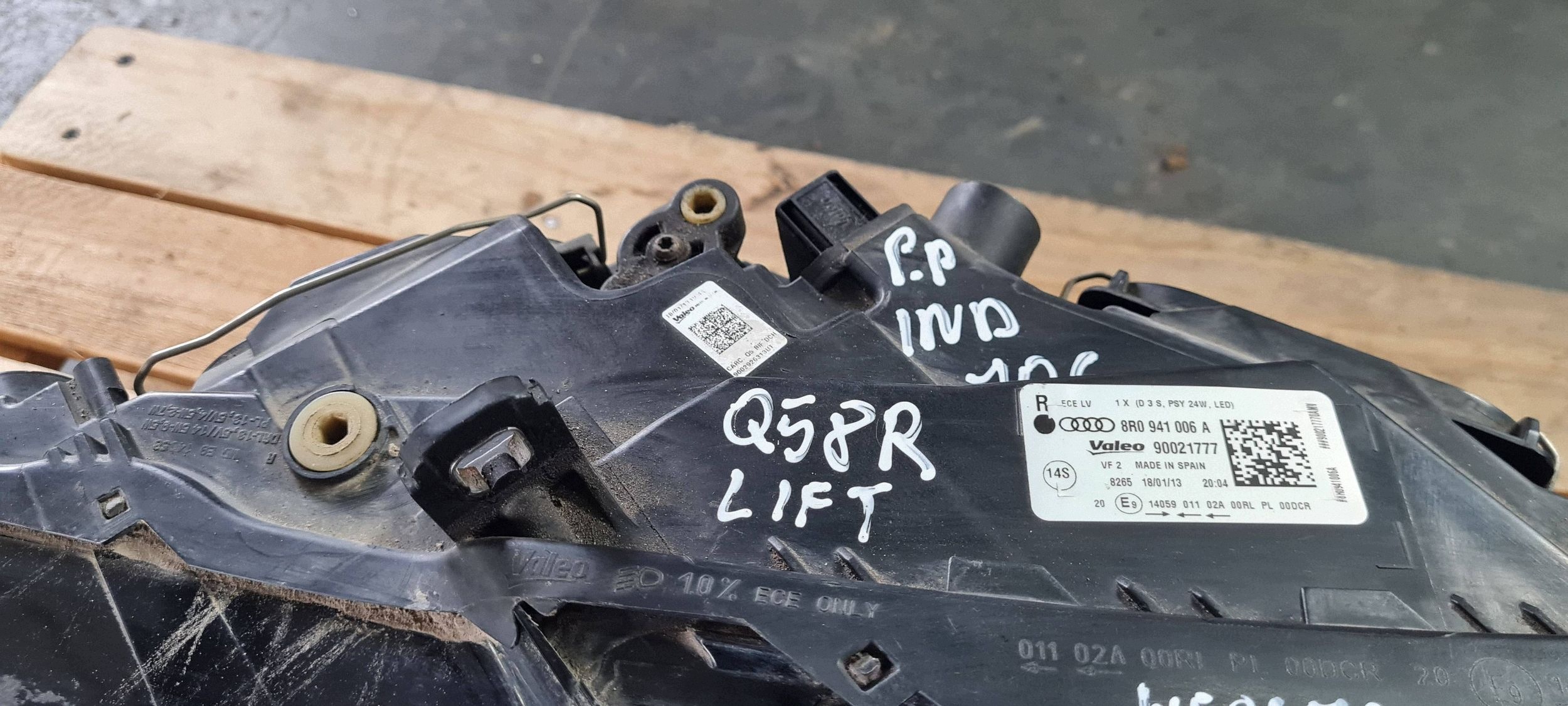 Q5 8R SQ5 LIFT light REFLEKTOR right right front ANGLIK UK 8R0941006A