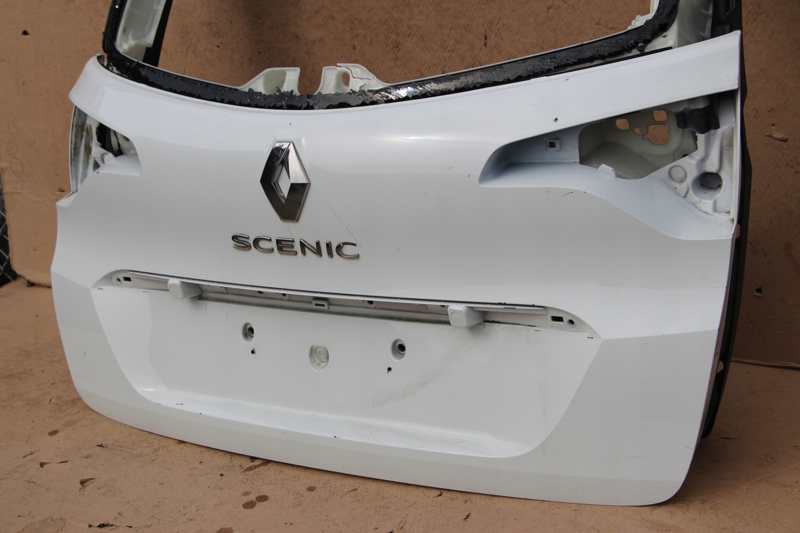 Renault Scenic 4 IV klapa tył tylna bagażnika2016+ Producent części Renault OE