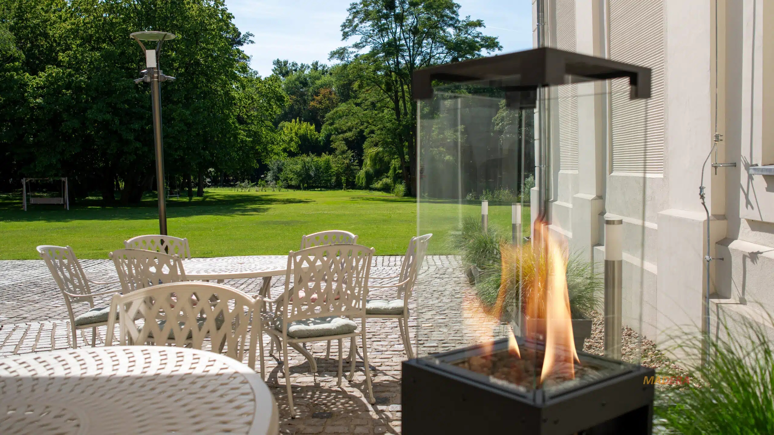 Kominek gazowy zewnętrzny Madera ogrzewacz na taras + pokrowiec Producent inna