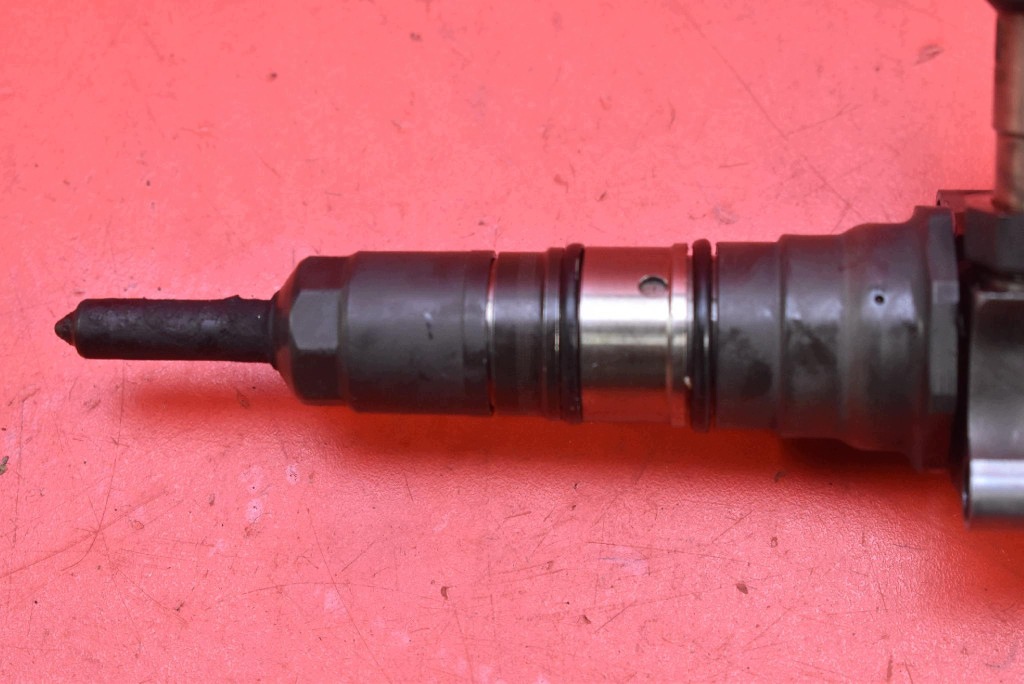 Einspritzdüse Einspritzdüse 03G130073S VW PASSAT B6 2.0 TDI 140 KM 05-10