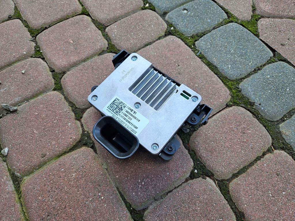 abdeckung indukcyjna ladowarka Opel Insignia B 23248791