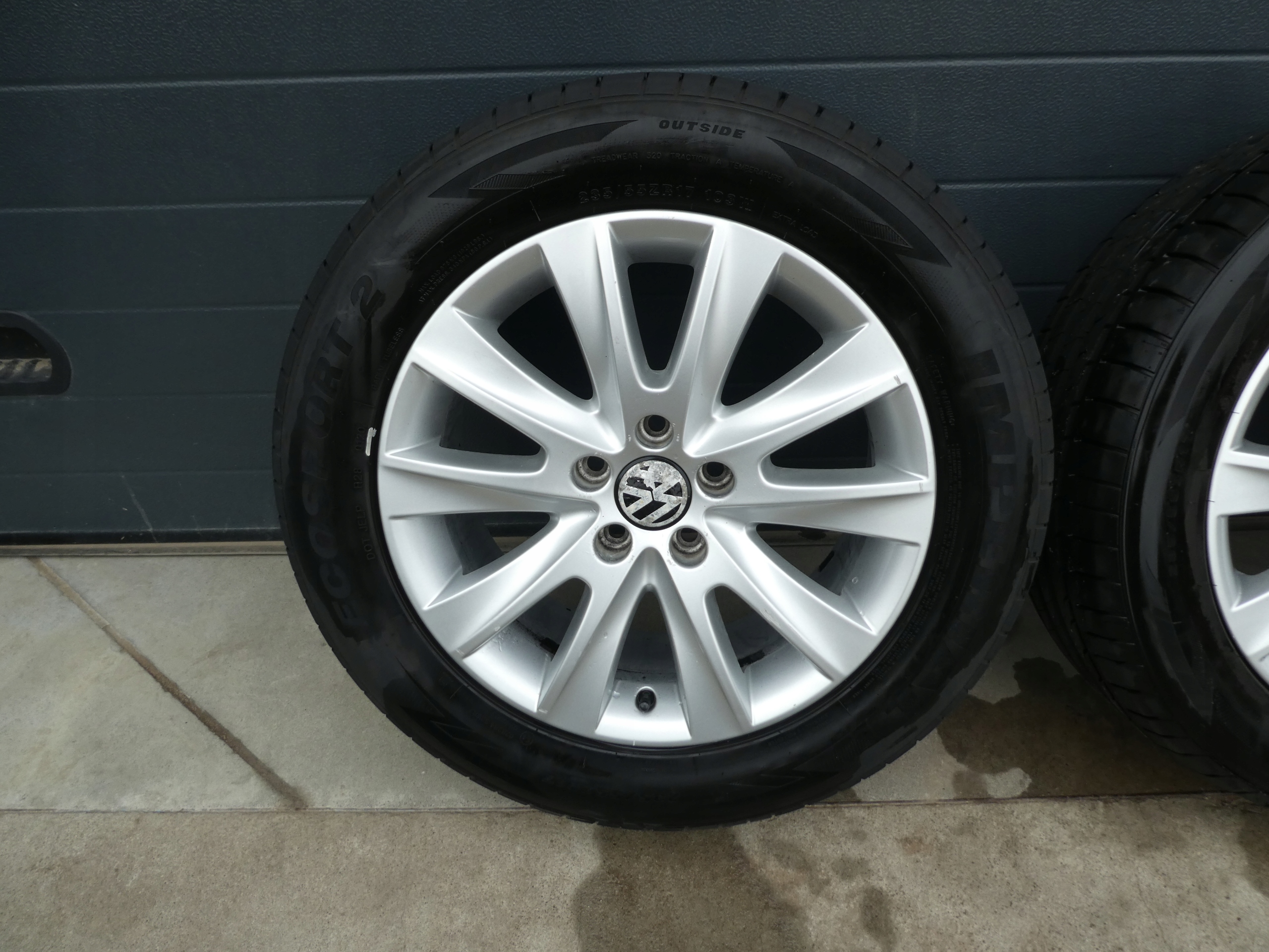 4X wheels discs tyres VW 5N0601025M 2020R
