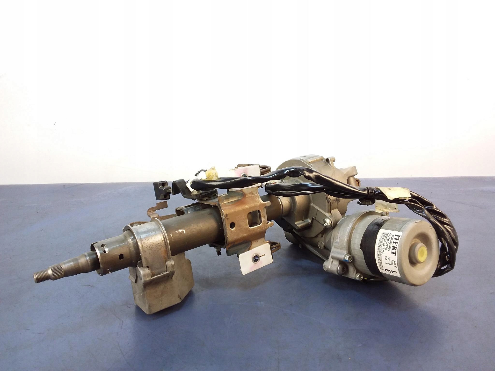 TOYOTA AURIS И РУЛЕВАЯ КОЛОНКА С УСИЛИТЕЛЕМ