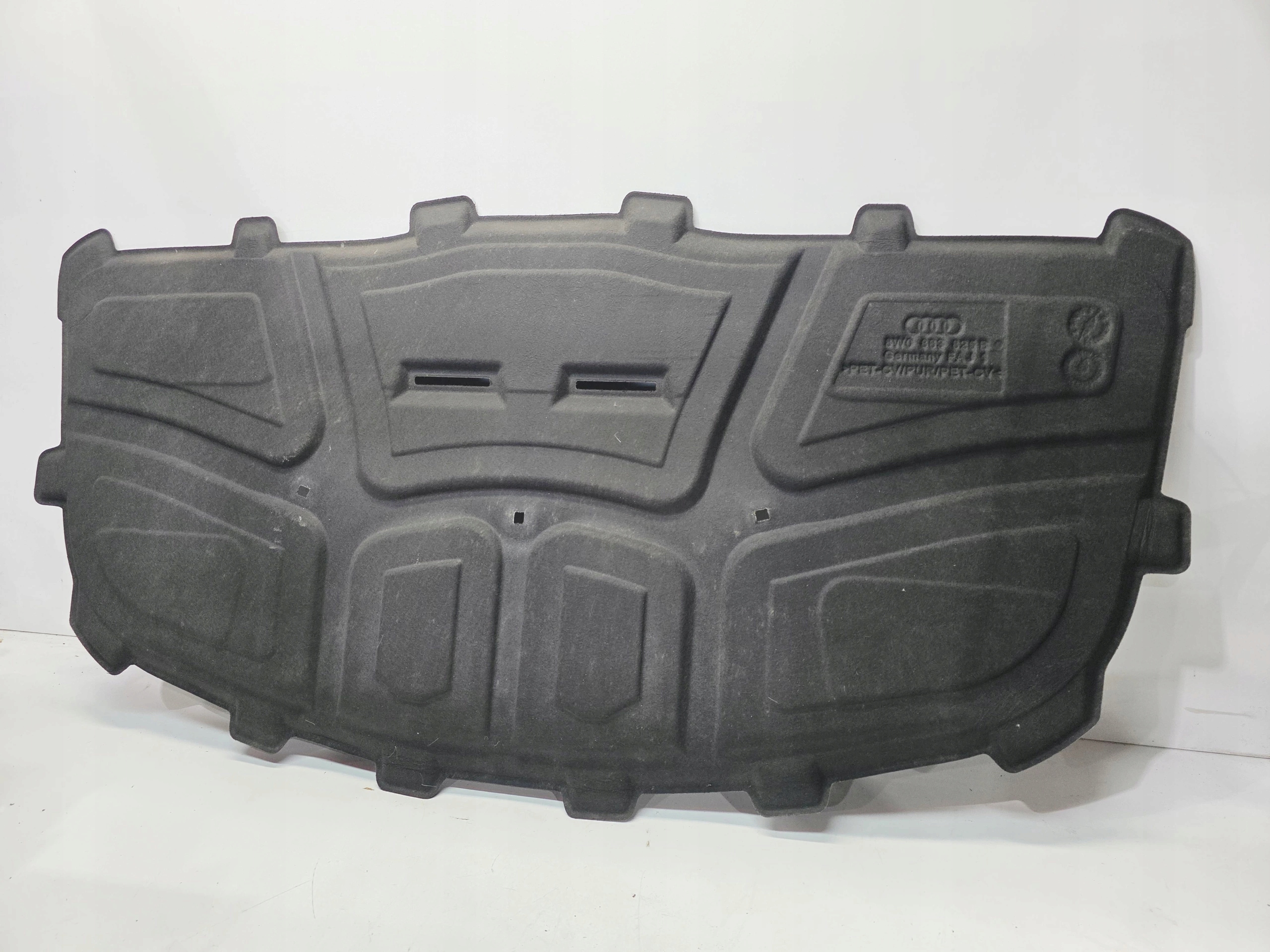 Insonorisation du capot AUDI A4 B9 8W0863825B