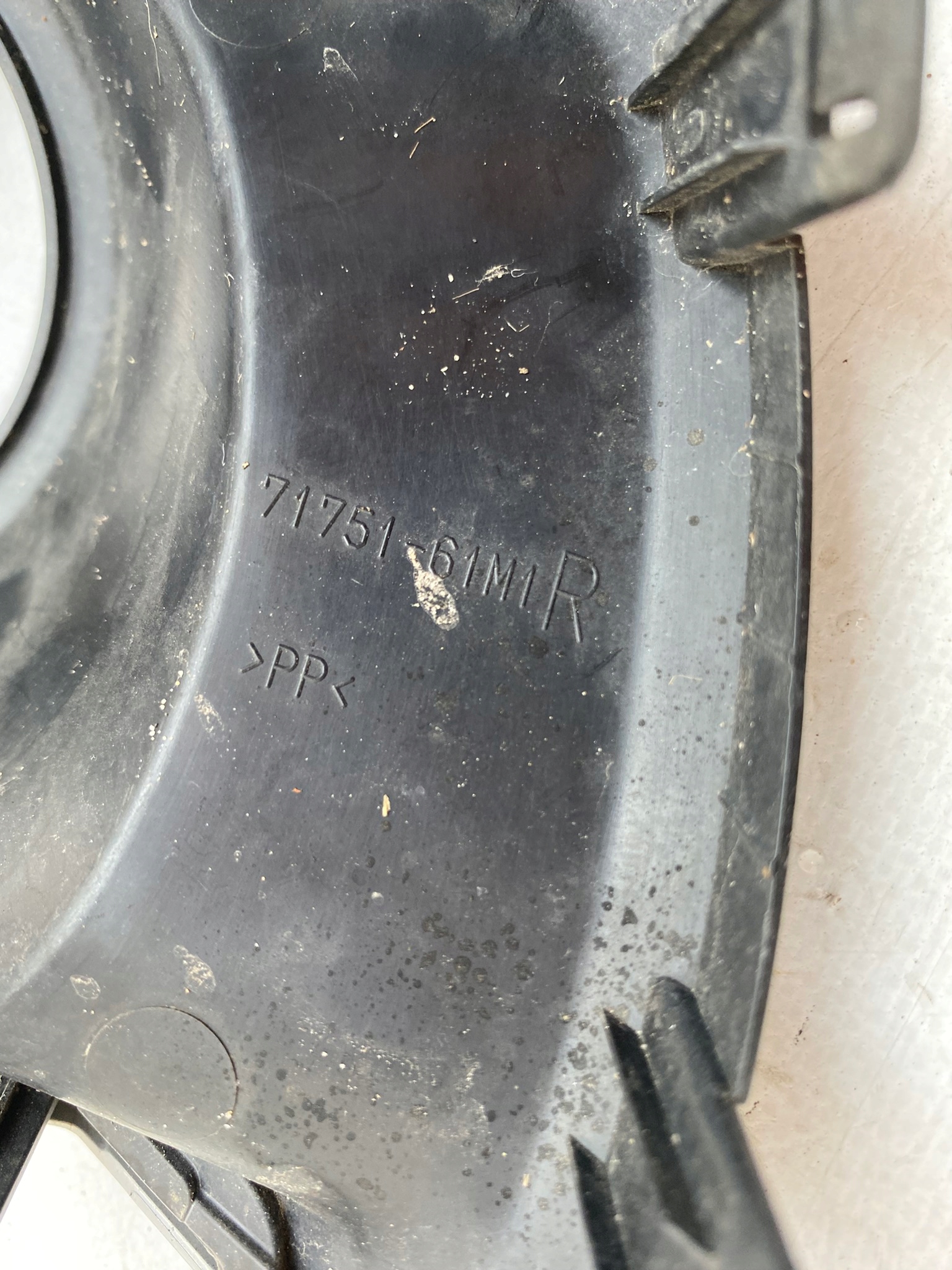 SUZUKI SX4 S-CROSS 13- grid of a bumper right front