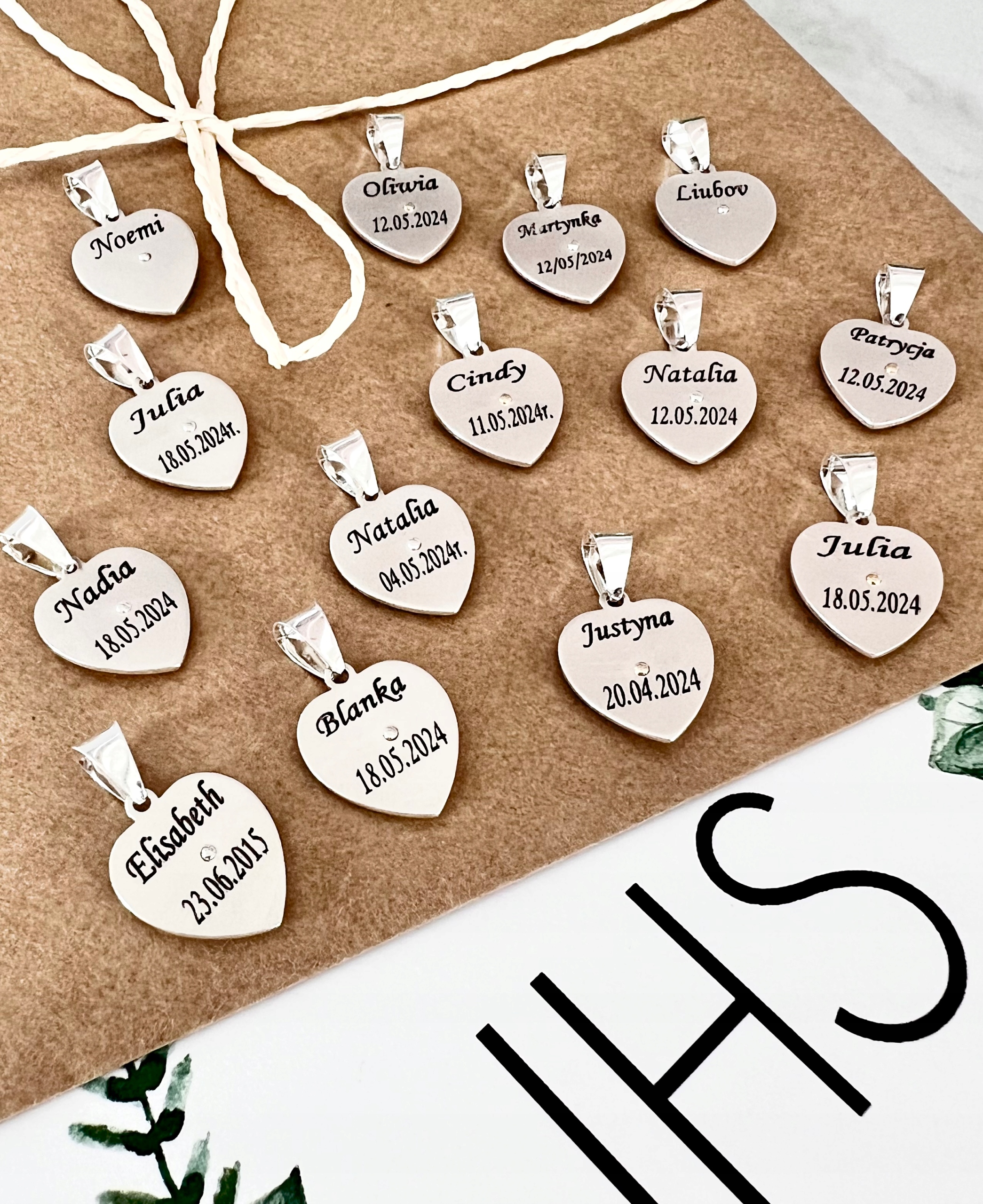 SREBRNY ŁAŃCUSZEK KOMUNIJNY I MEDALIK Z POZŁACANĄ PASYJKĄ SREBRO 925 50 CM Kolekcja KOMUNIJNA