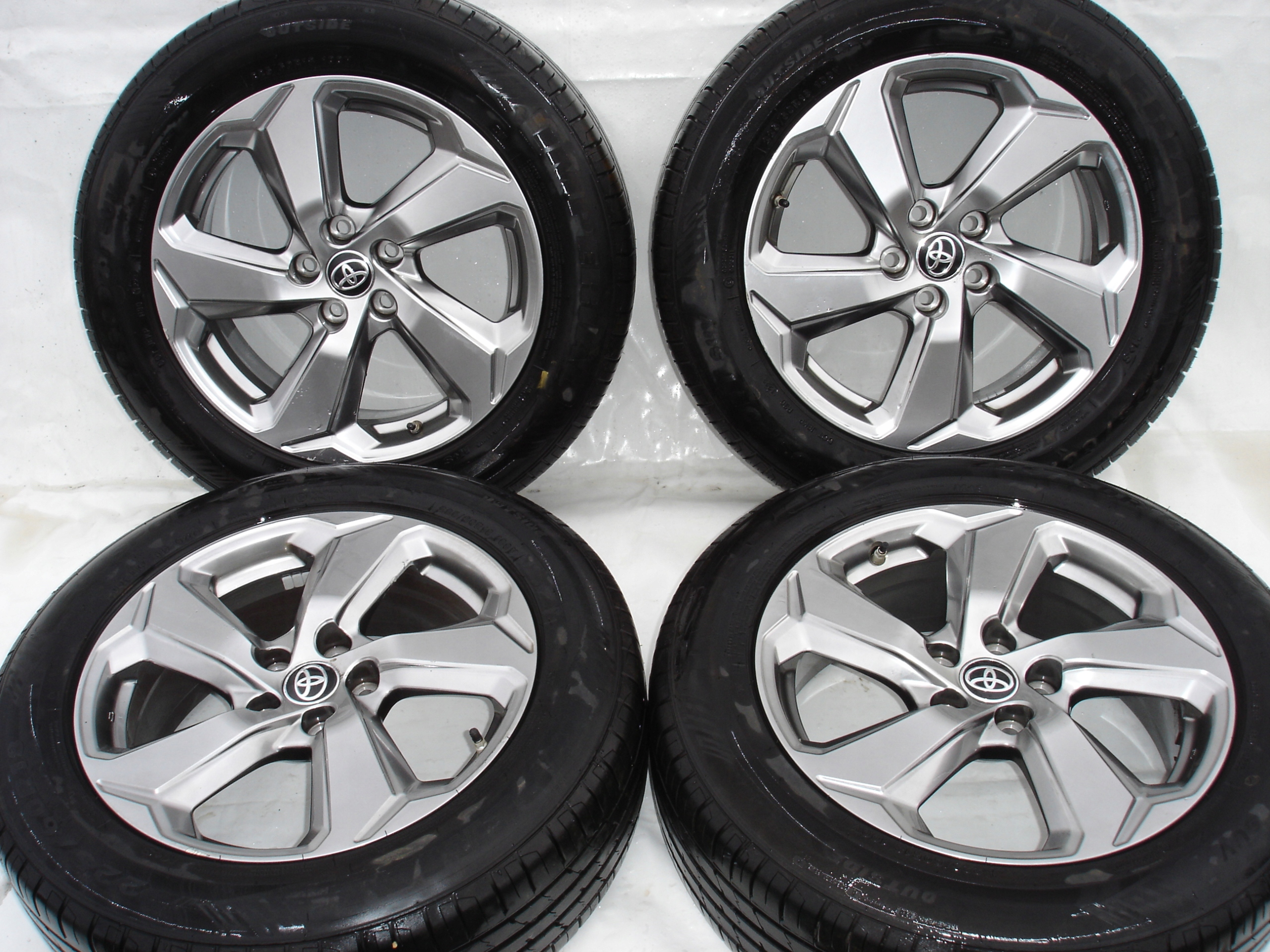 TOYOTA RAV4 V 19- wheels discs 225/60/18