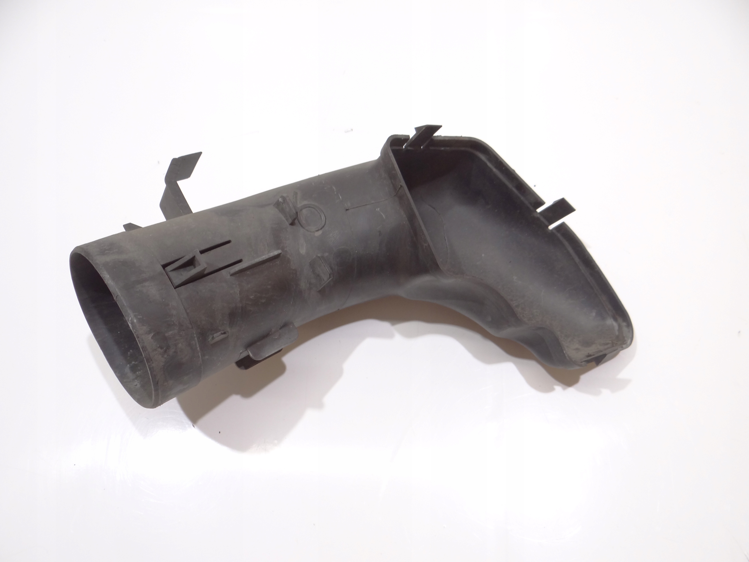 pipe air hose left BMW E60 E61 LCI N53B30A 7521011