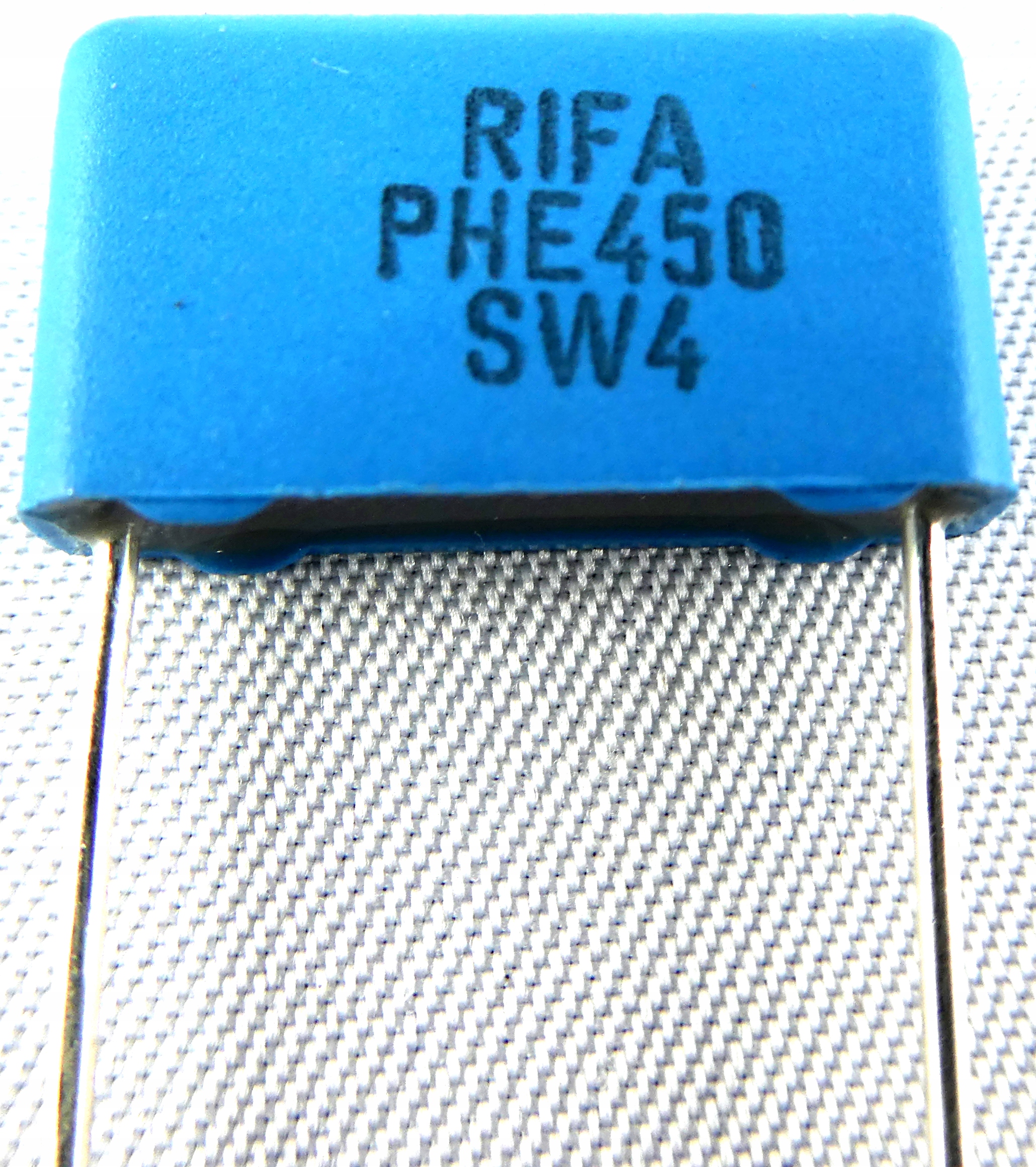 

Foliowy Rifa 0,0047uF 4,7nF 4N7 5% 1600V DC 10szt