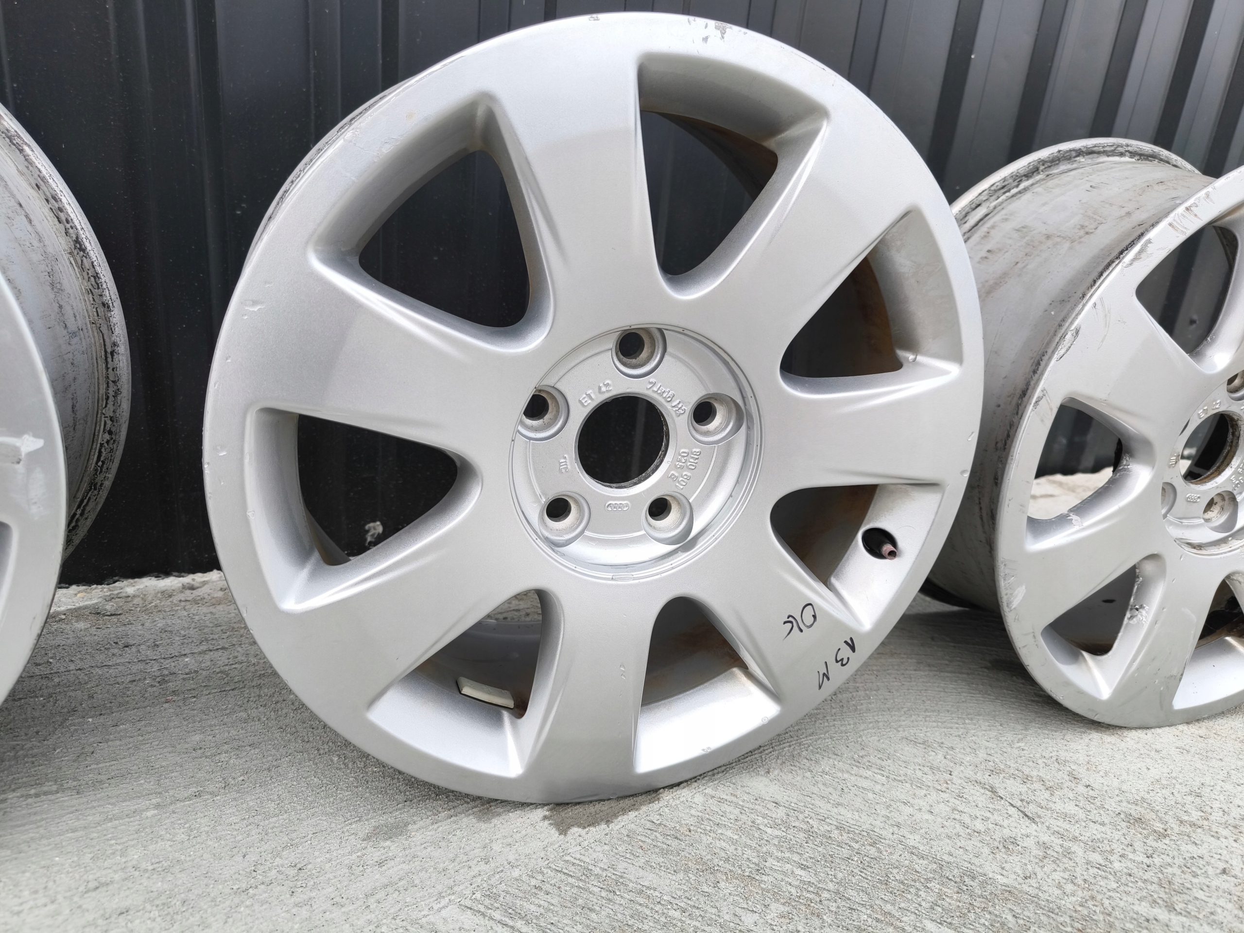 disc discs VW AUDI A3 A4 A6 ITP 7.0J R16 ET42 8H0601025E *13M*