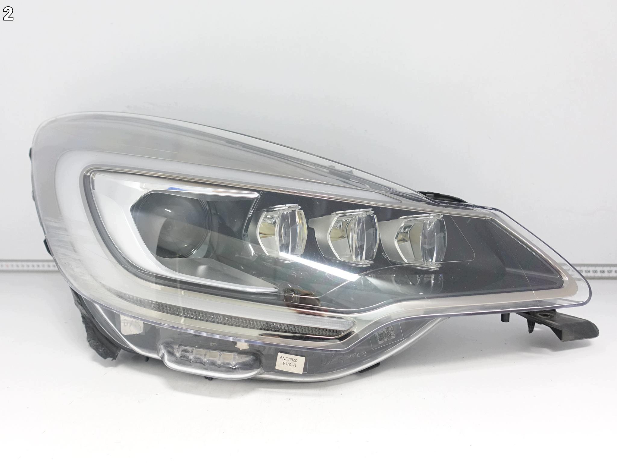 CITROEN C3 II 2 DS3 14-19 LIFT light XENON + LED right front EUROPA