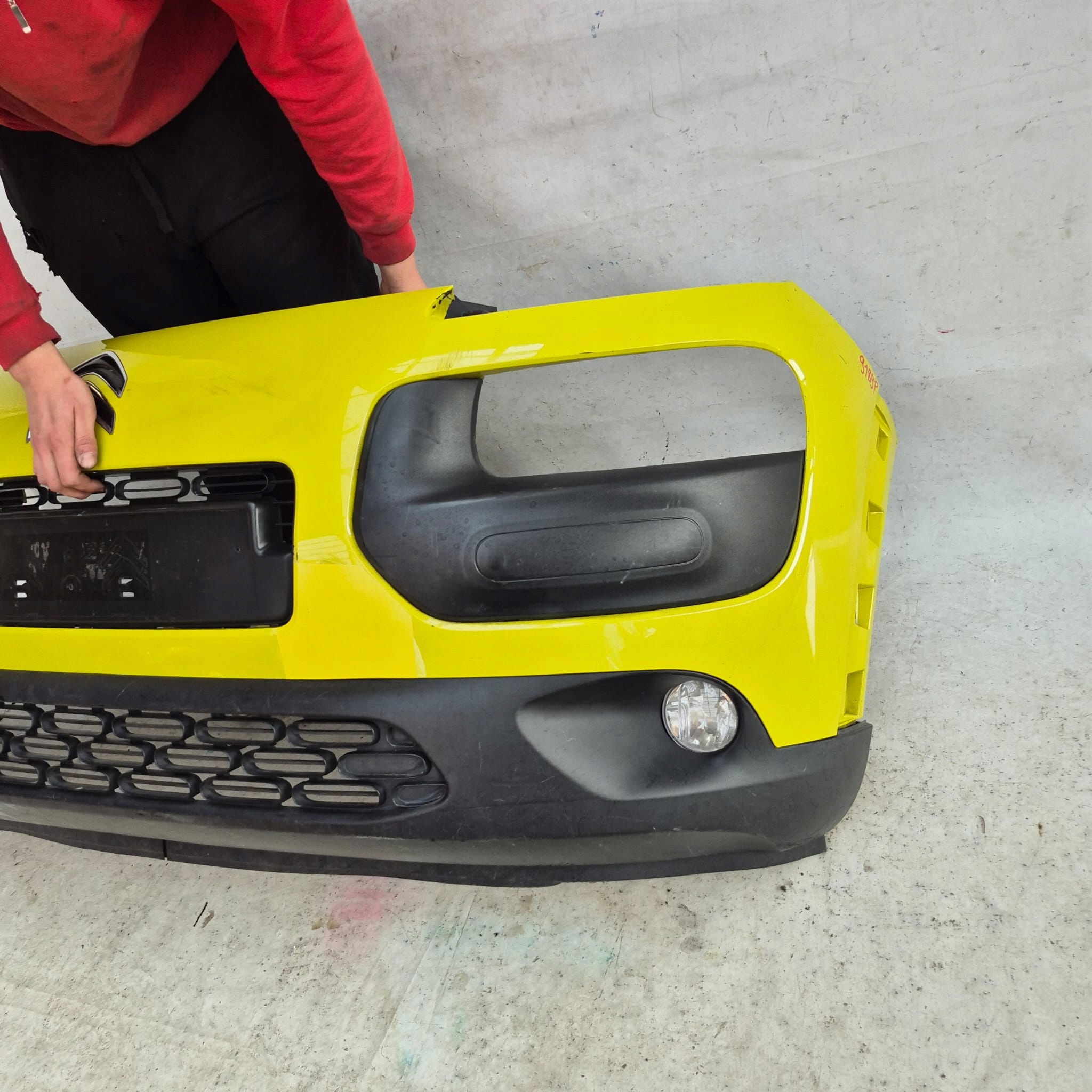 CITROEN C4 CACTUS 14- nárazník předek přední 9801741077