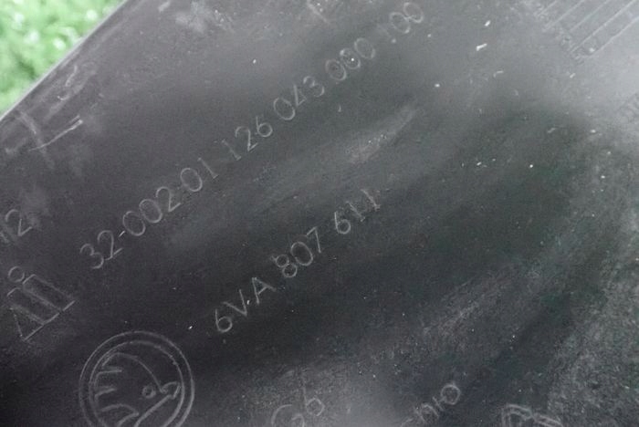 SKODA FABIA IV Blende Abdeckung abdeckung unter Stoßstange 6VA807611