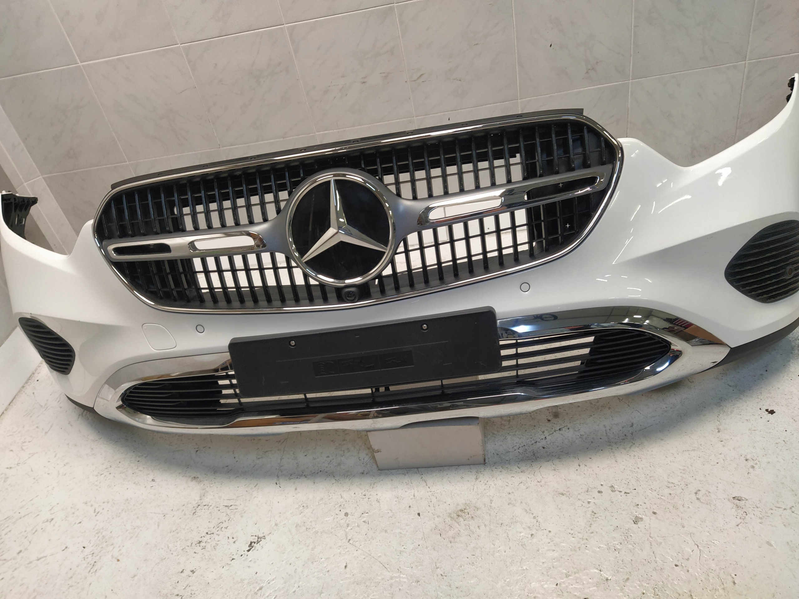 MERCEDES W254 254 GLC bumper front front sensors 6XPDC grill grid