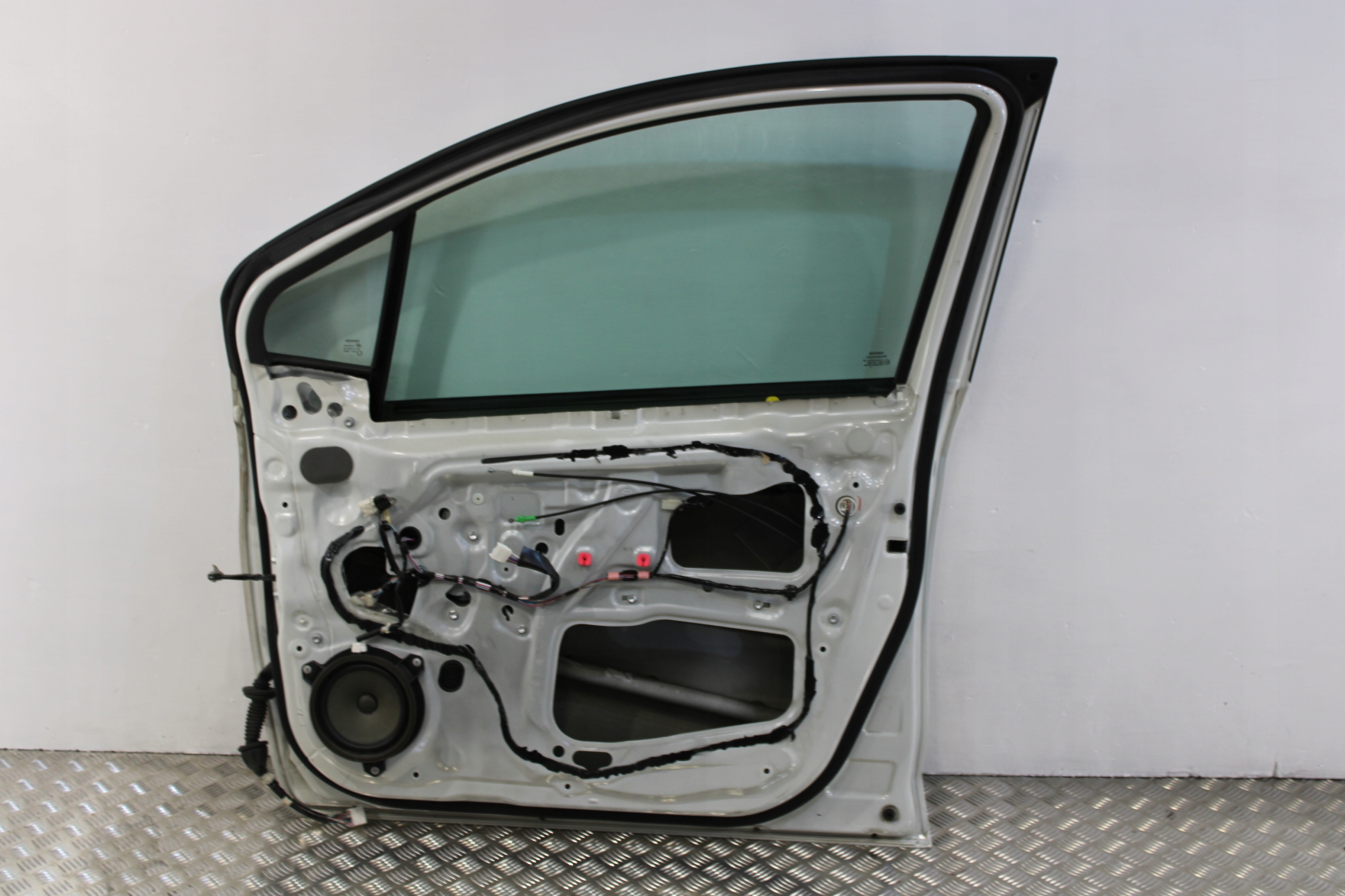 door right front right front TOYOTA YARIS III 3 LIFT