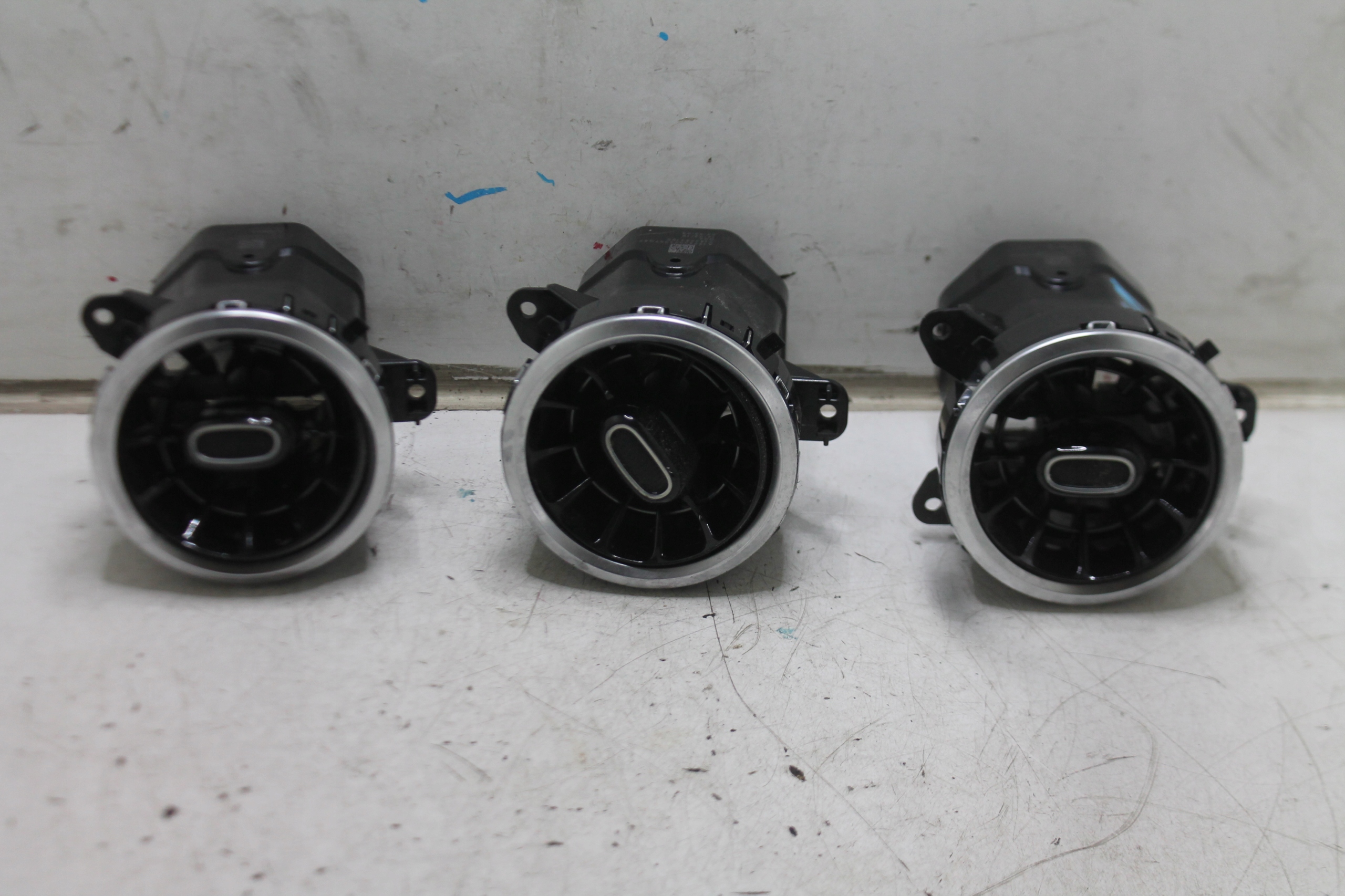 blower fan grid consoles front A17783063007 MERCEDES A class W177 18