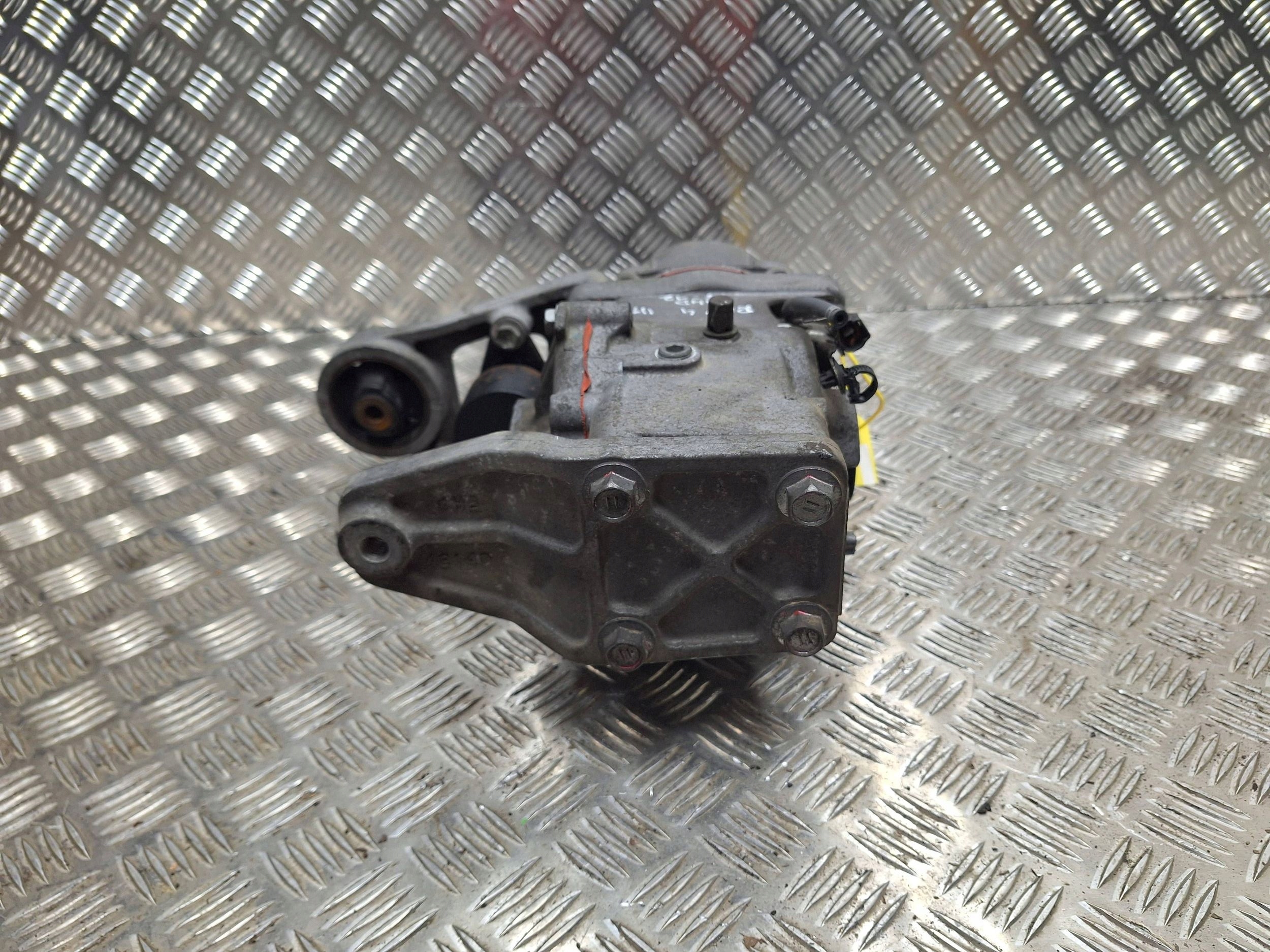 differenciál far hátsó TOYOTA RAV4 III 06-12 2.2 D4D D-CAT