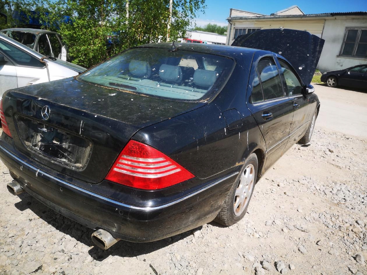mercedes-benz шланг воды 2000 3.2л