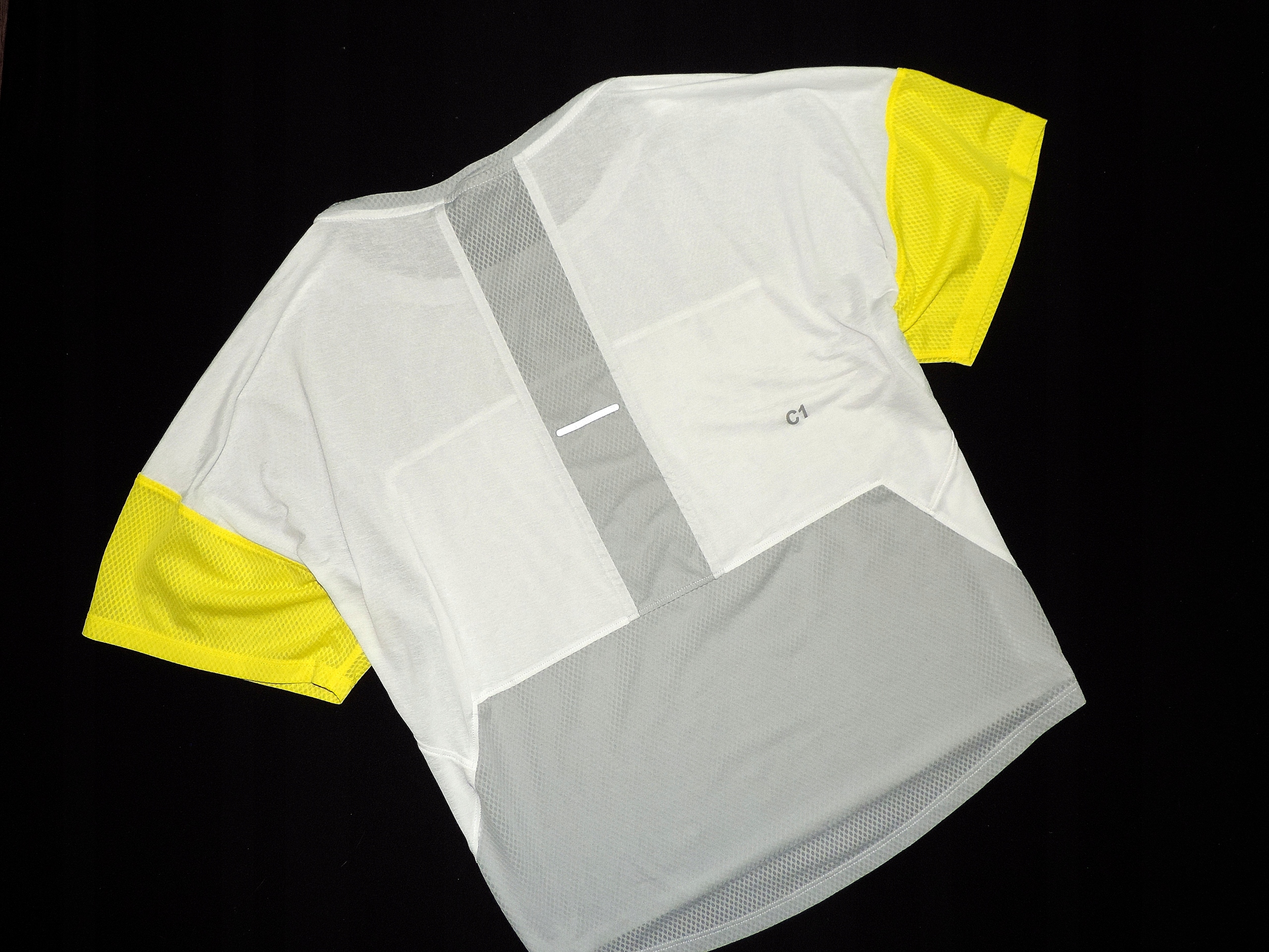 ASICS__DAMSKA SPORTOWA KOSZULKA__M Marka ASICS