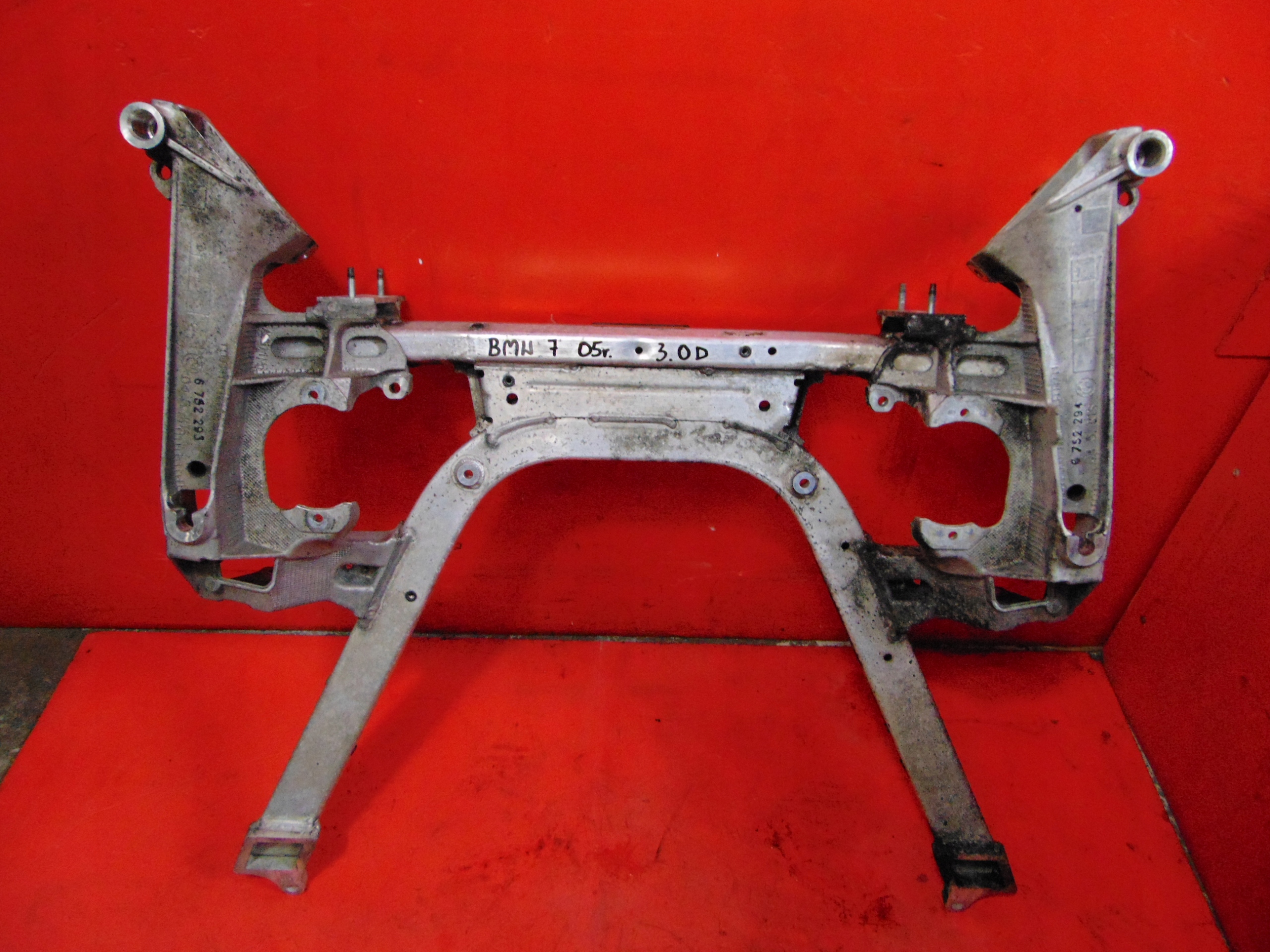 BMW 7 E65 E66 axle beam subframe axle beam TRAWERS front