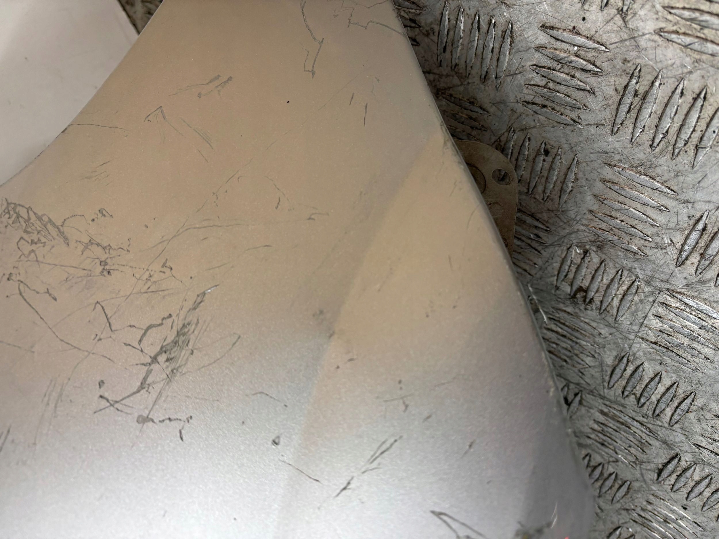 fender front front right CITROEN C3 PlURIEL