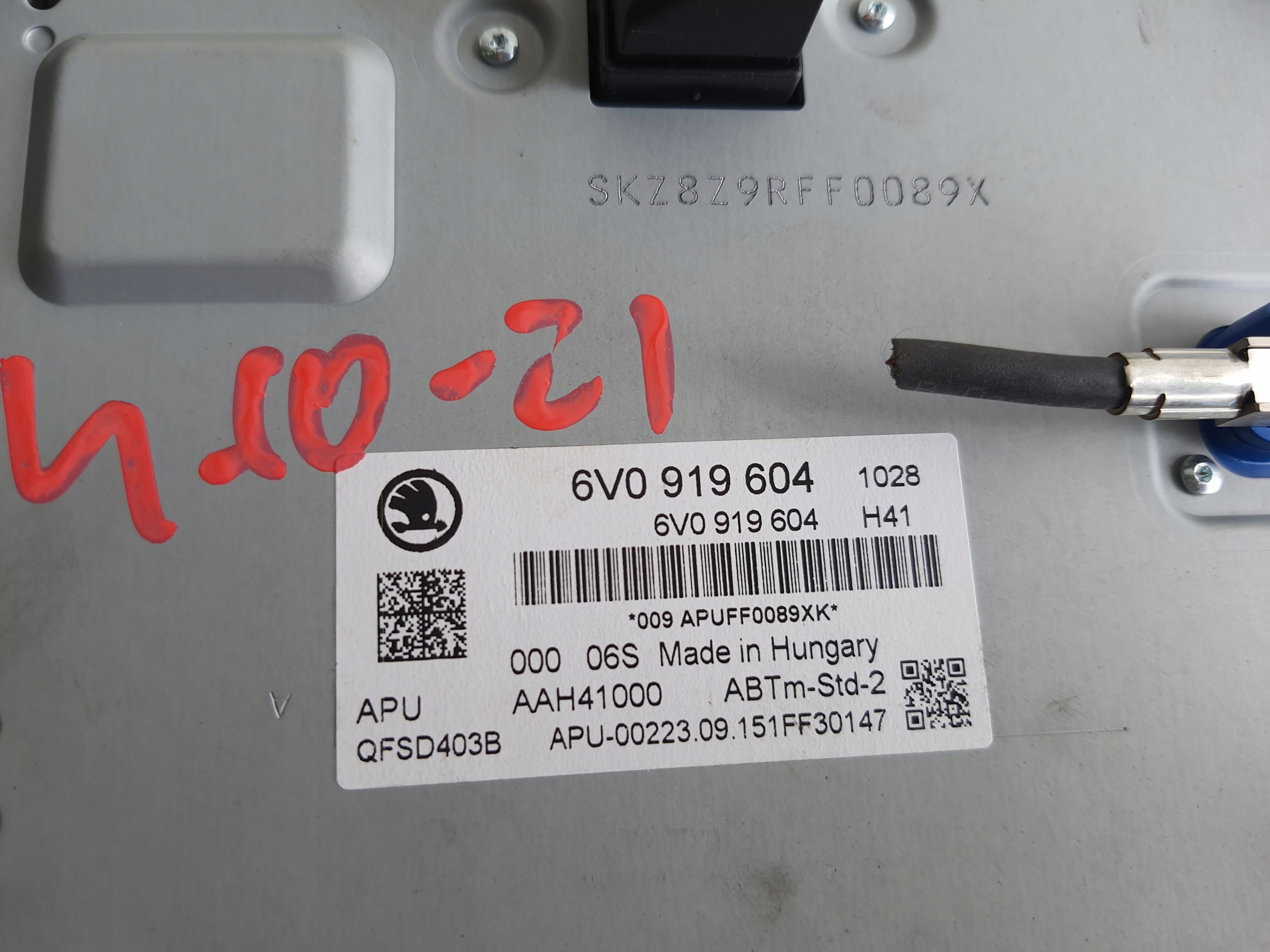 SKODA EKRAN LCD 6V0919604