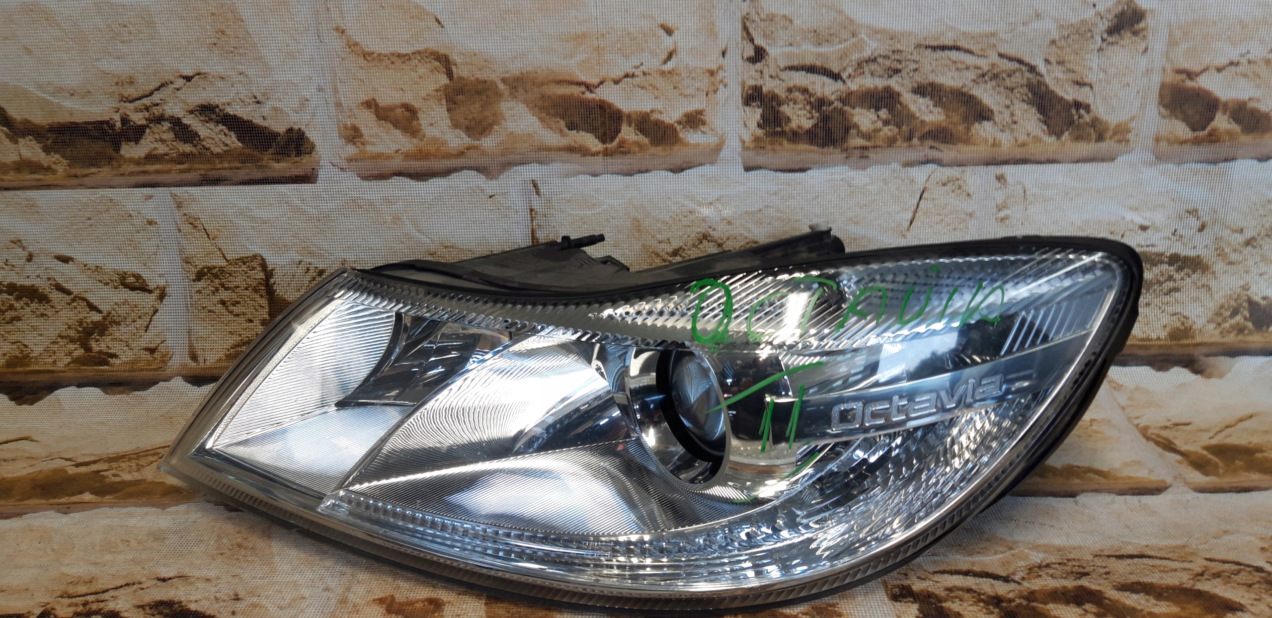 skoda octavia 2 II lift zwykła h7 kompletna lampa lewa europa
