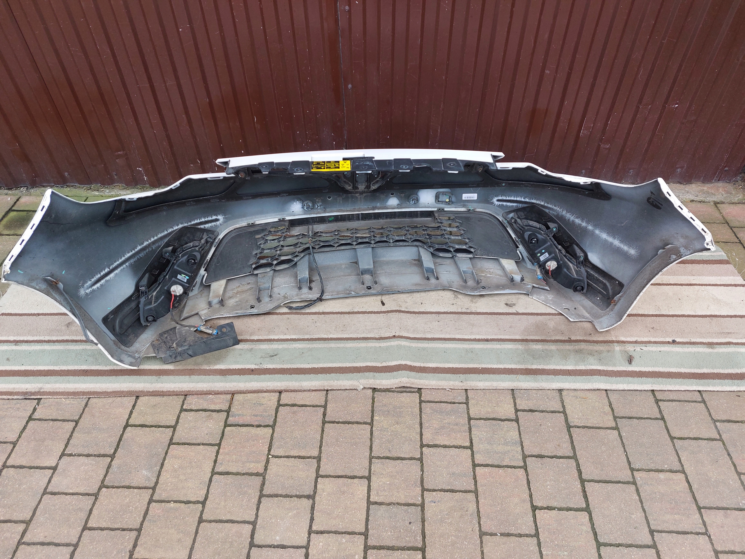 nárazník předek MG 3 II LIFT