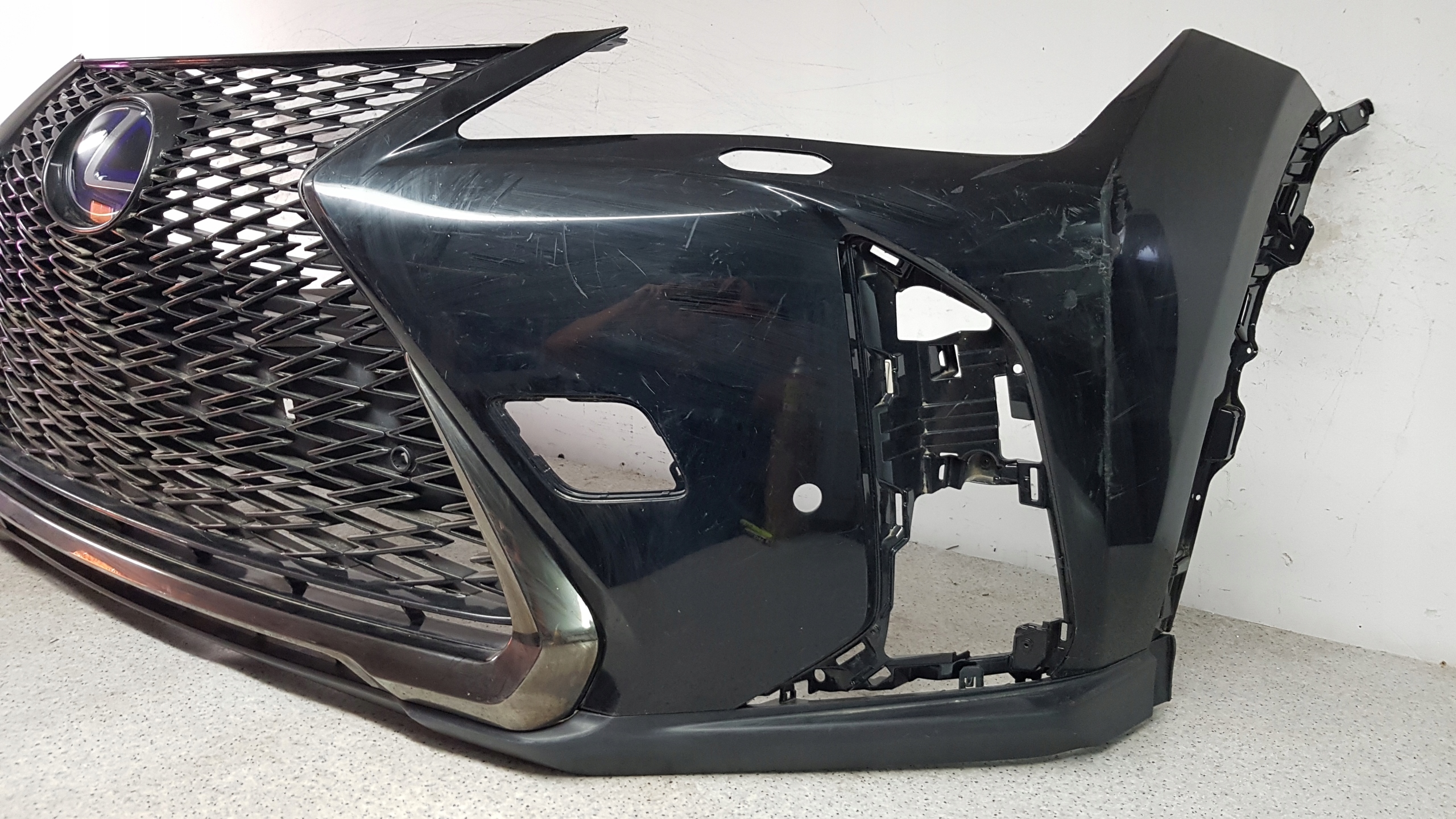 LEXUS UX F SPORT 2018 - bumper front 8305