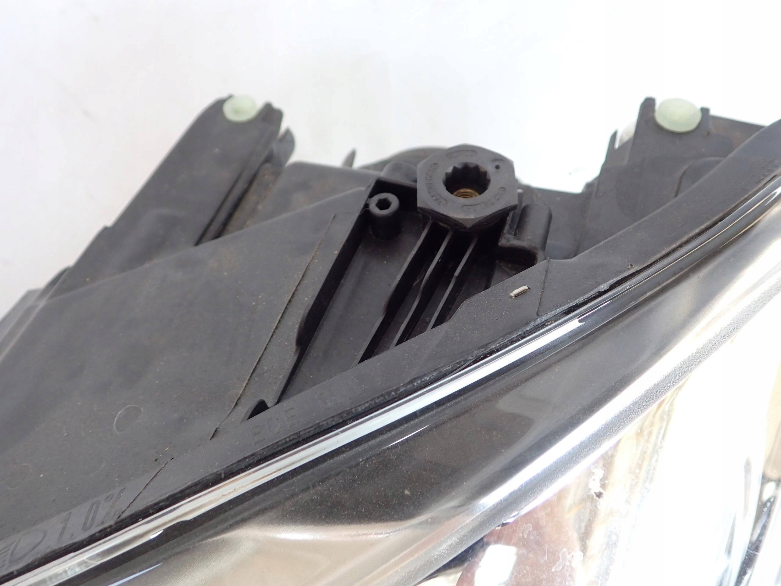 VW UP 1S LIFT 17- light left front front