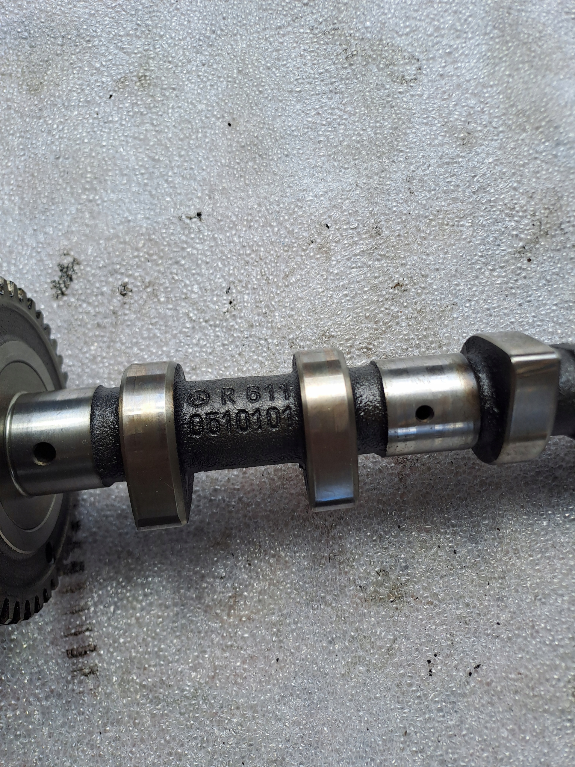 Arbre à cames 2.2CDI MERCEDES VITO SPRINTER R6110510101