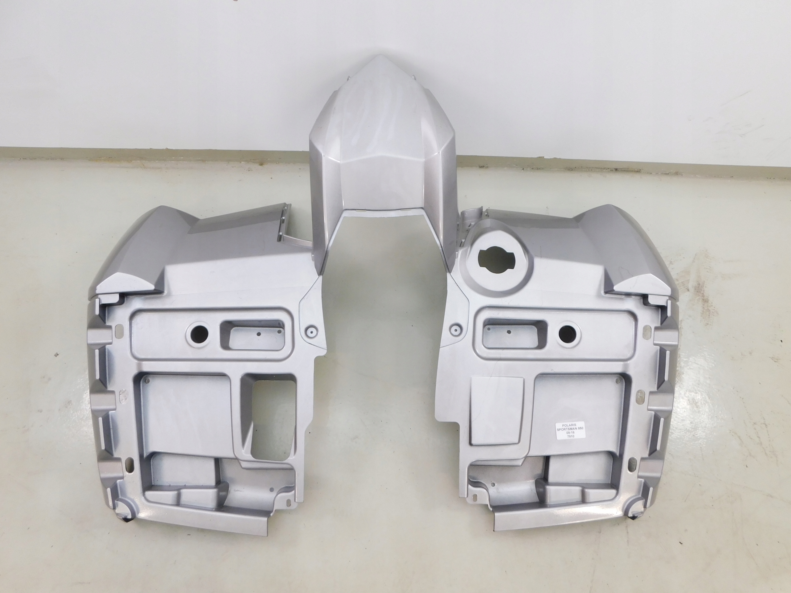 POLARIS SPORTSMAN 850 09-16 BŁOTNIK PRZÓD *