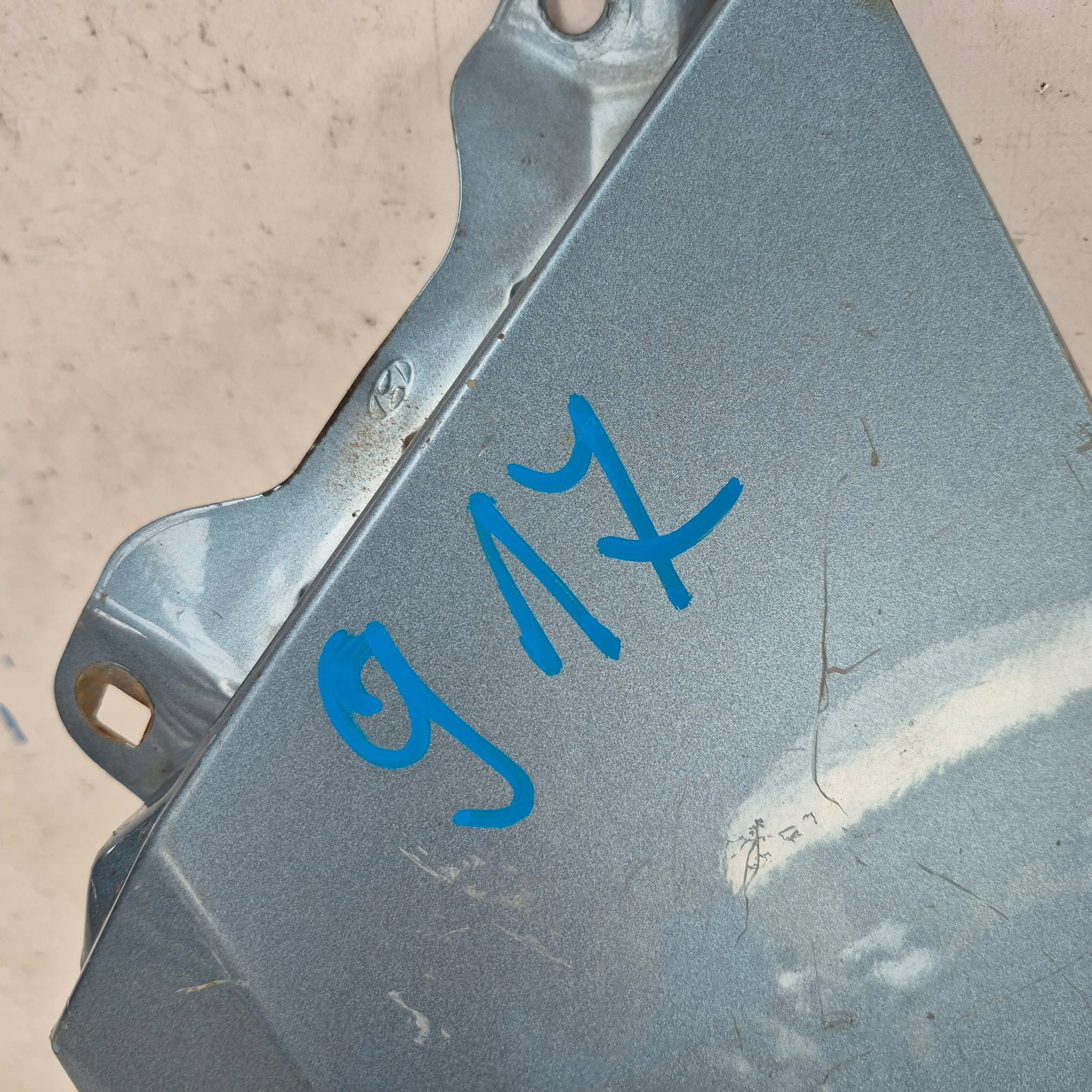 HYUNDAI I20 and 1 08-12 fender front front left