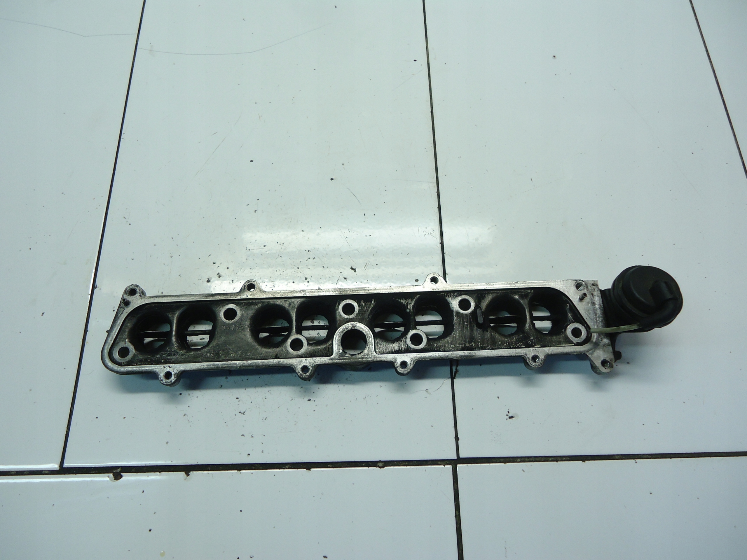 OPEL ASTRA G 2.0DTI heckklappe der Ansaugbrücke 90500932